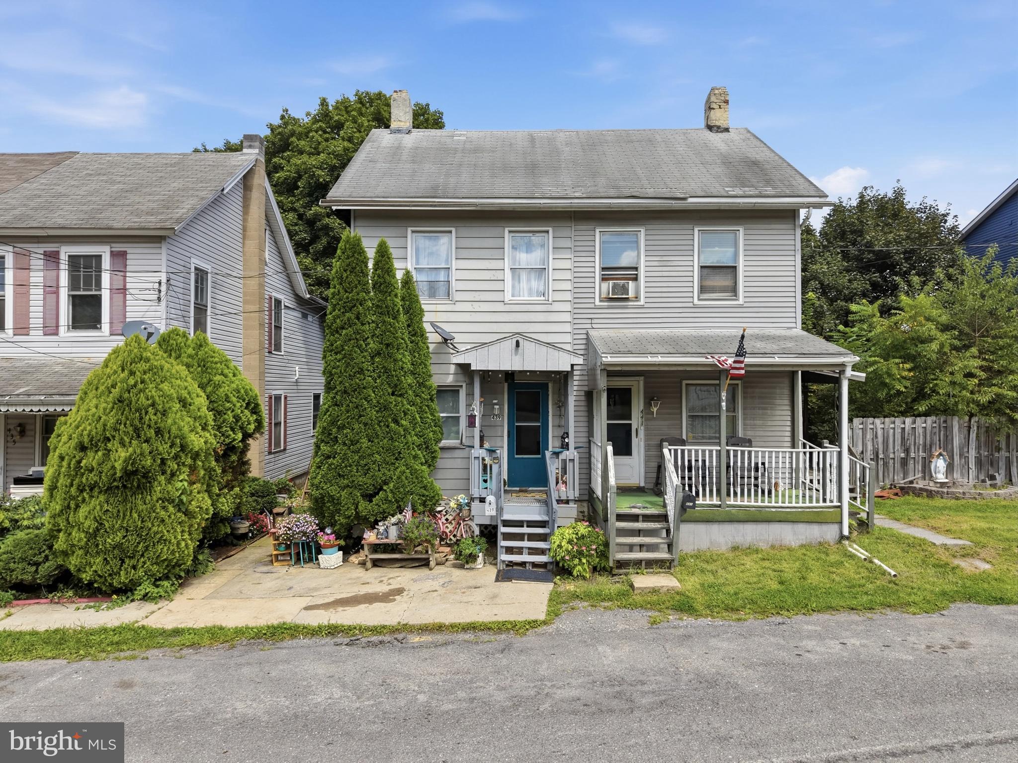 439 S WALNUT STREET