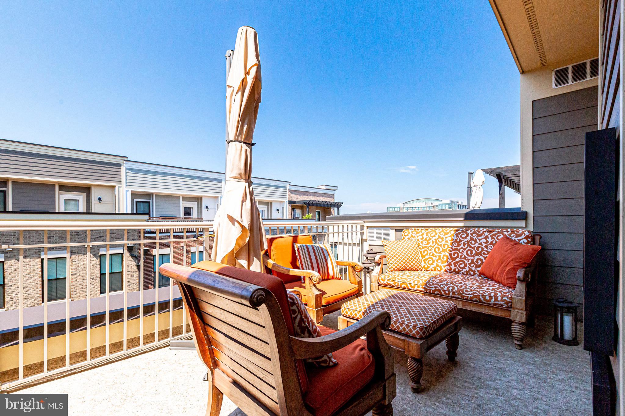 POTOMAC OVERLOOK - Residential