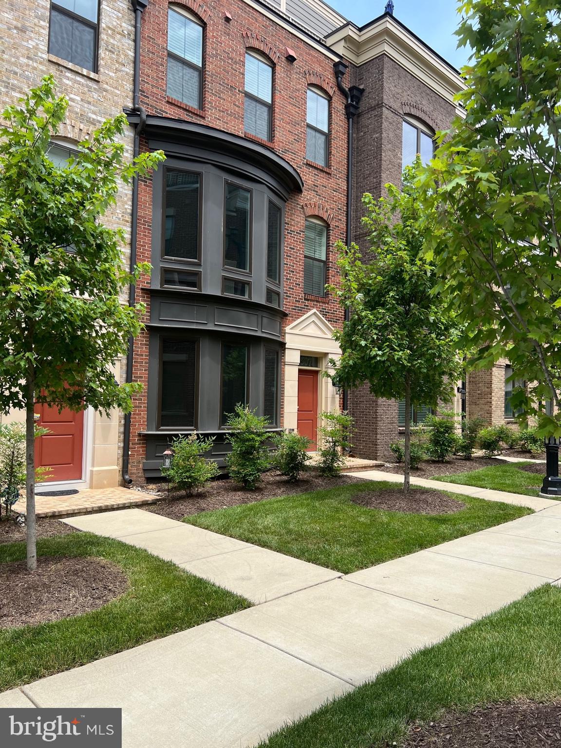 POTOMAC OVERLOOK - Residential