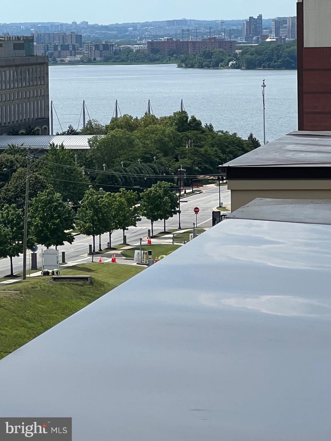 POTOMAC OVERLOOK - Residential