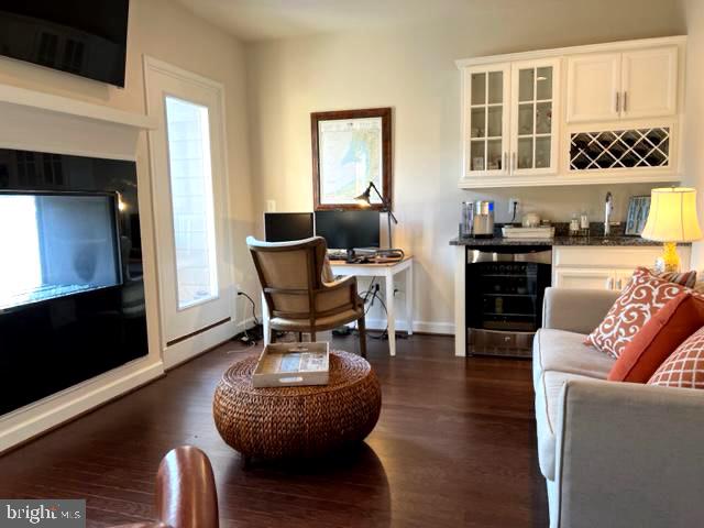 POTOMAC OVERLOOK - Residential