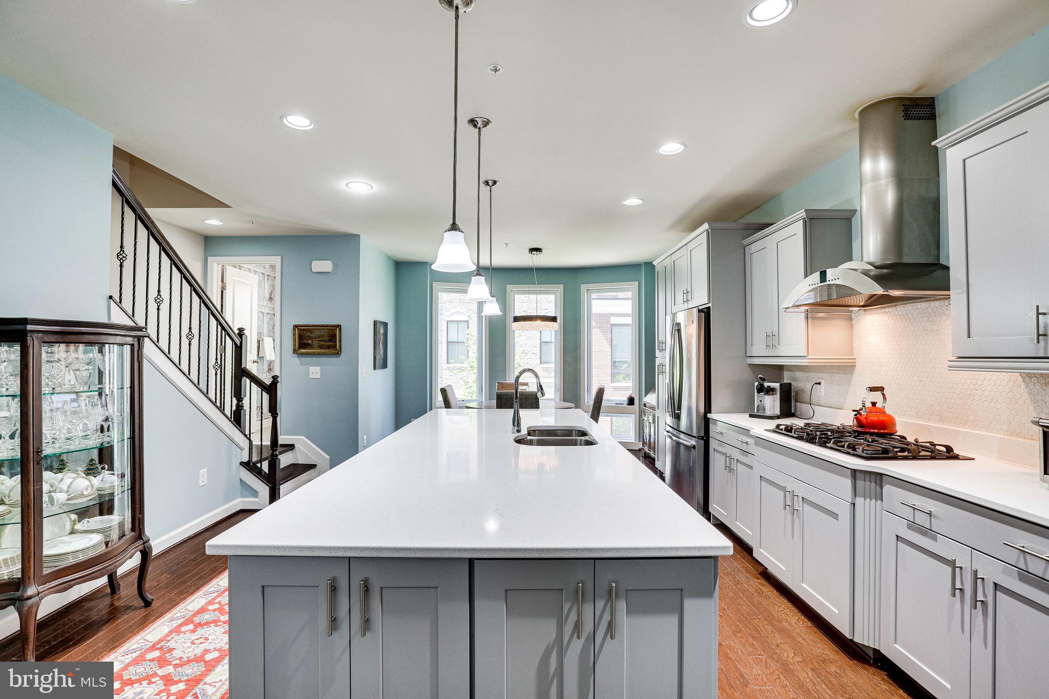 POTOMAC OVERLOOK - Residential