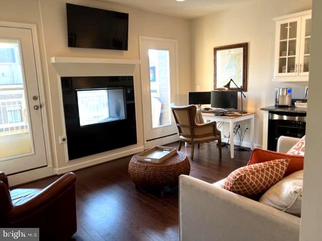 POTOMAC OVERLOOK - Residential