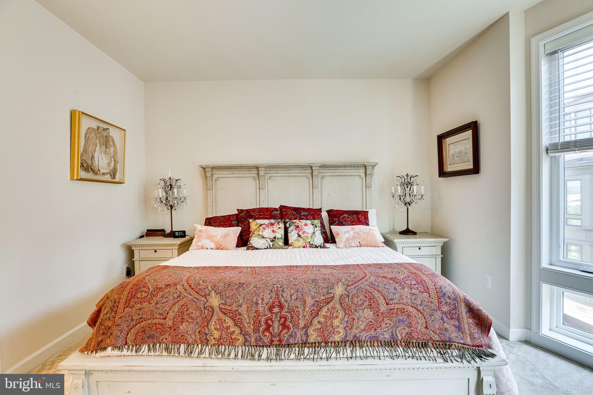 POTOMAC OVERLOOK - Residential