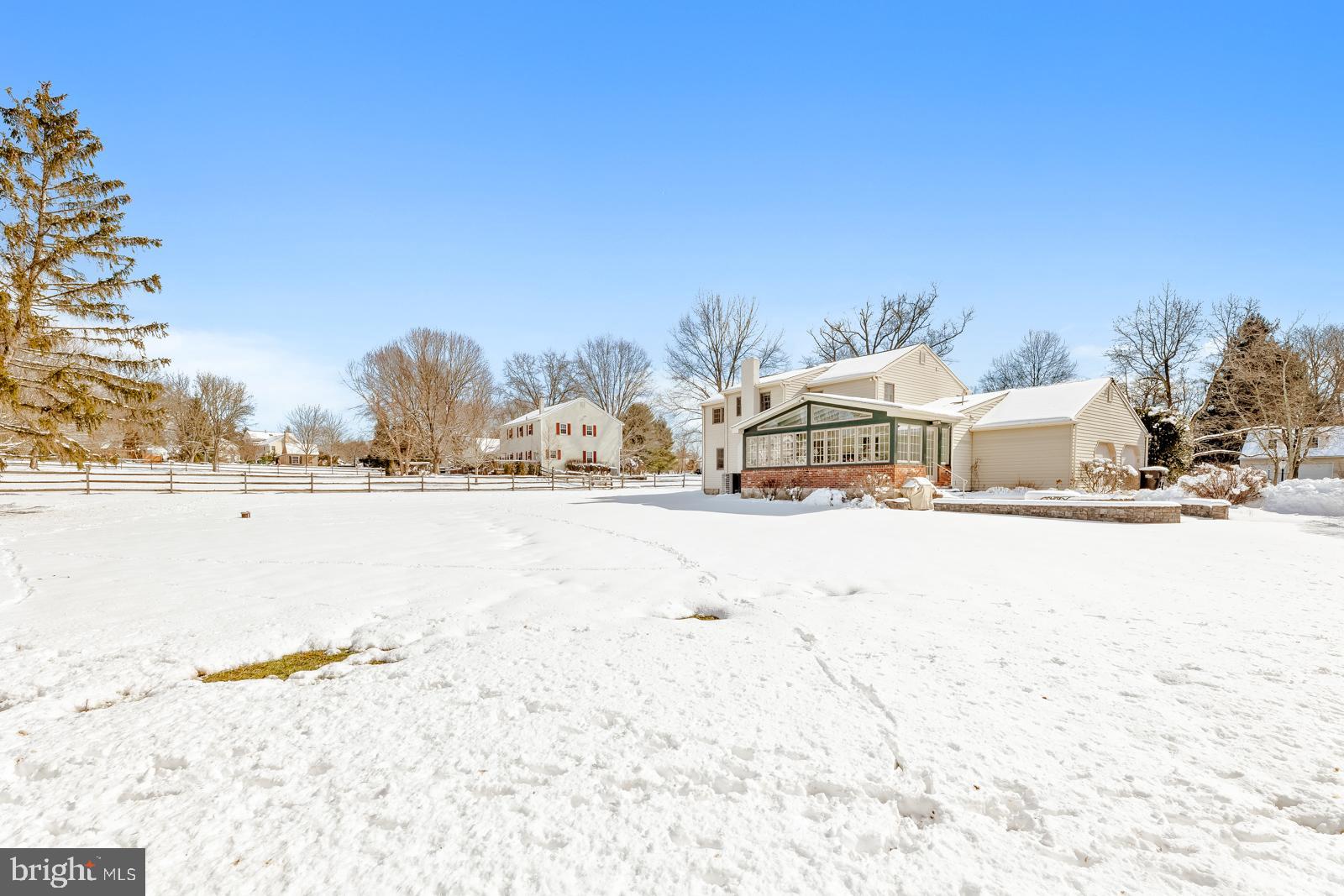 WOODRIDGE - Residential