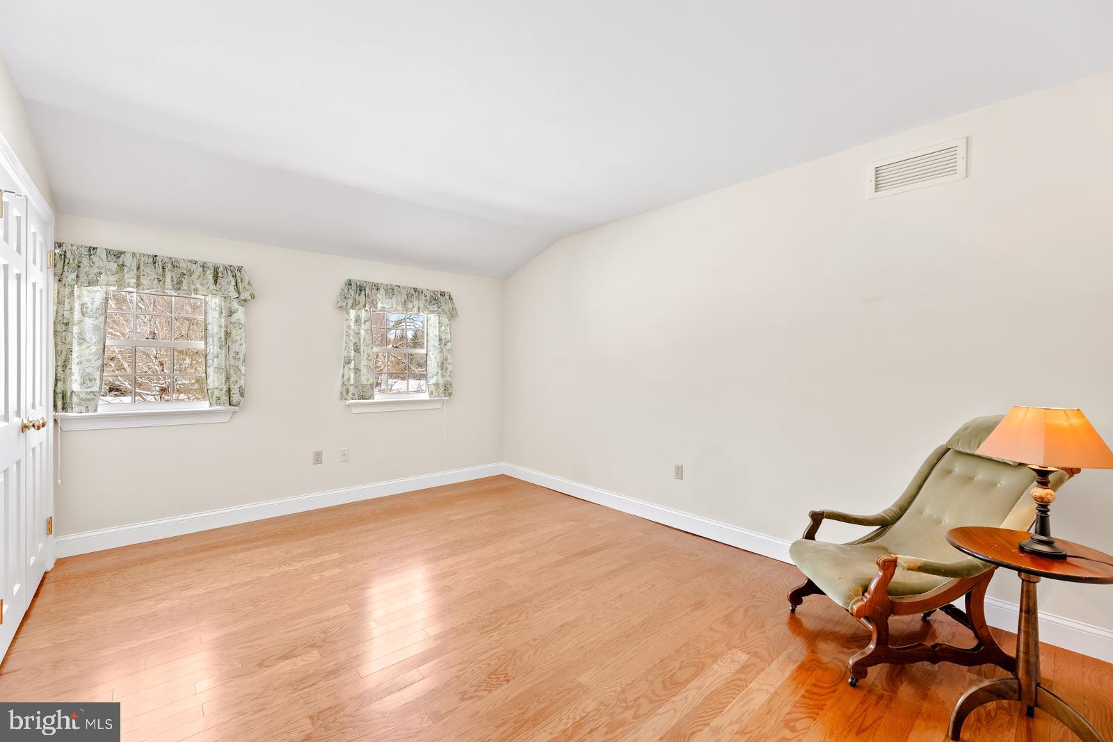 WOODRIDGE - Residential