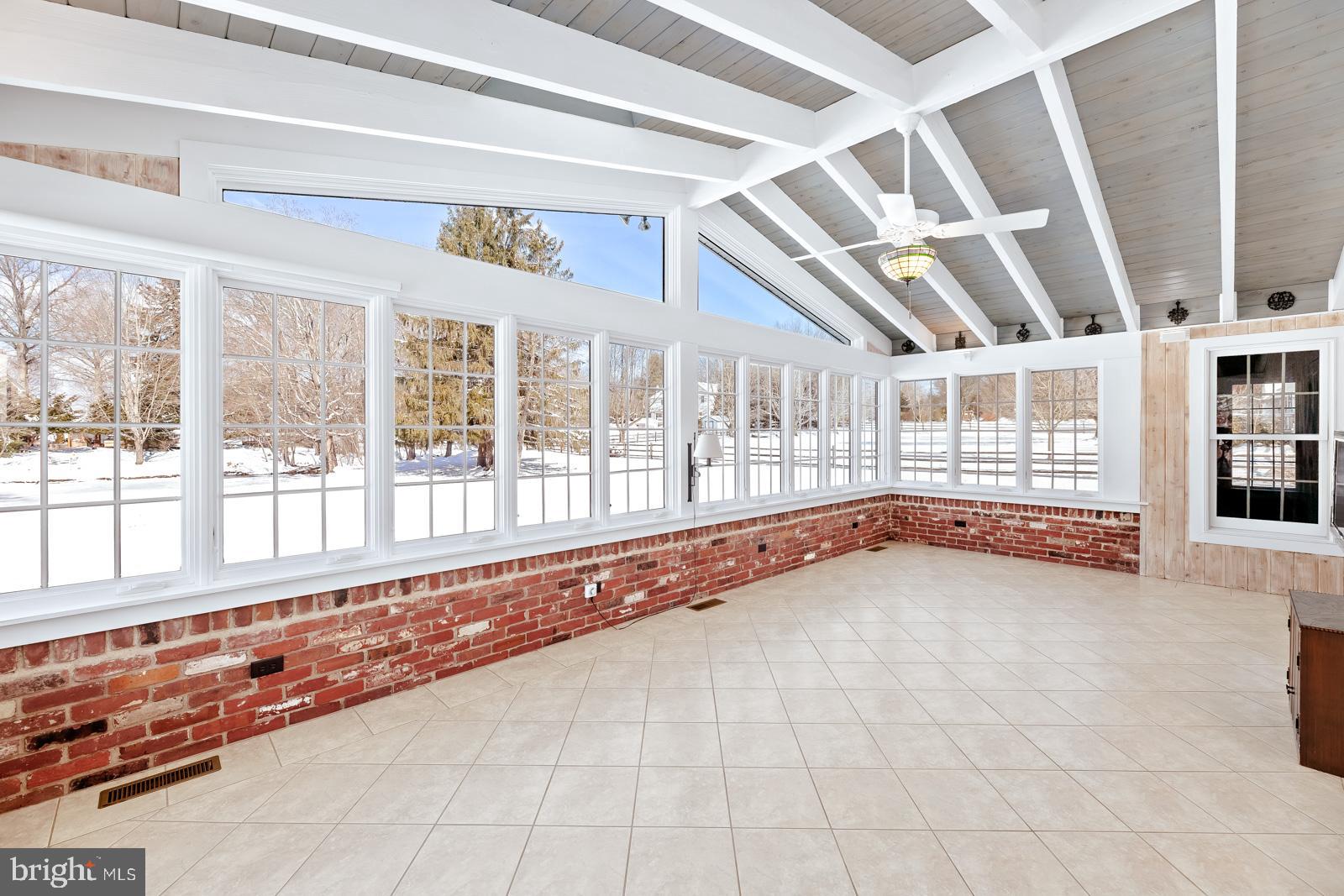 WOODRIDGE - Residential