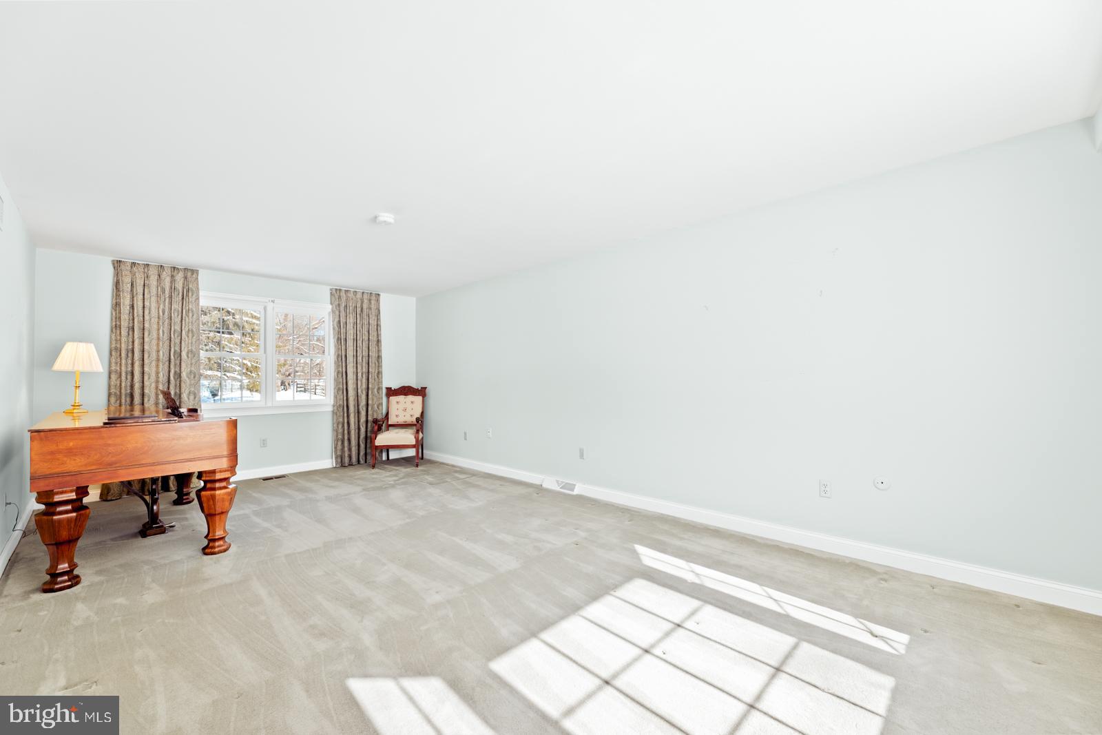 WOODRIDGE - Residential