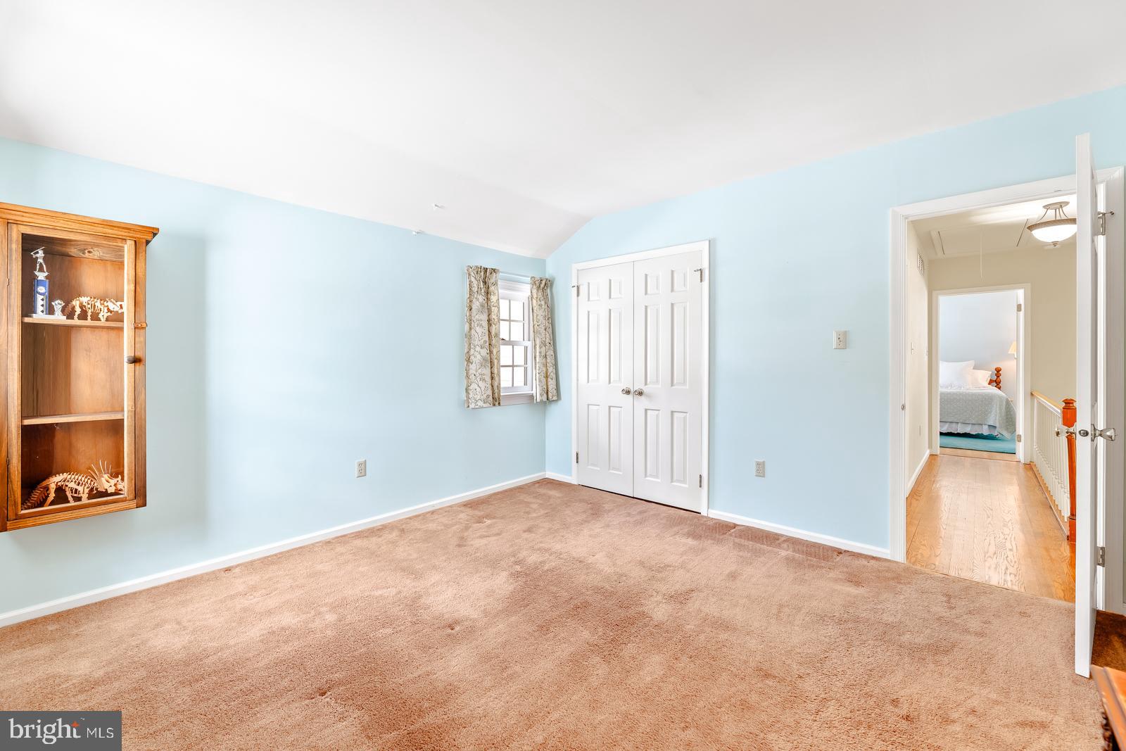 WOODRIDGE - Residential