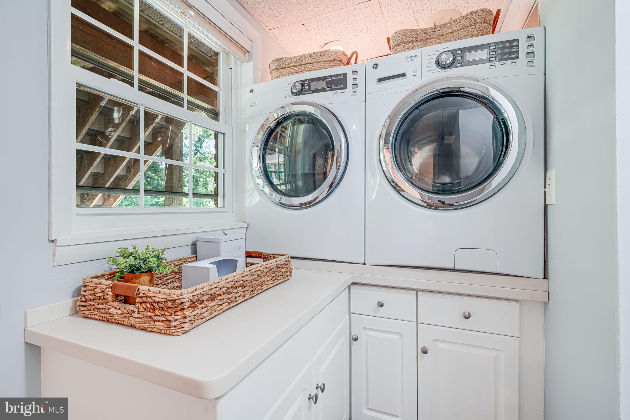 FOXHALL - Residential