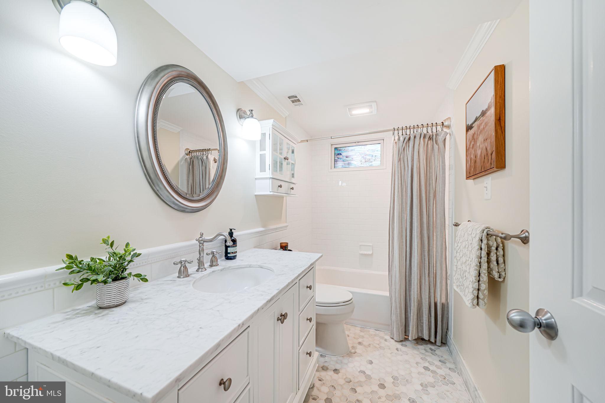 FOXHALL - Residential