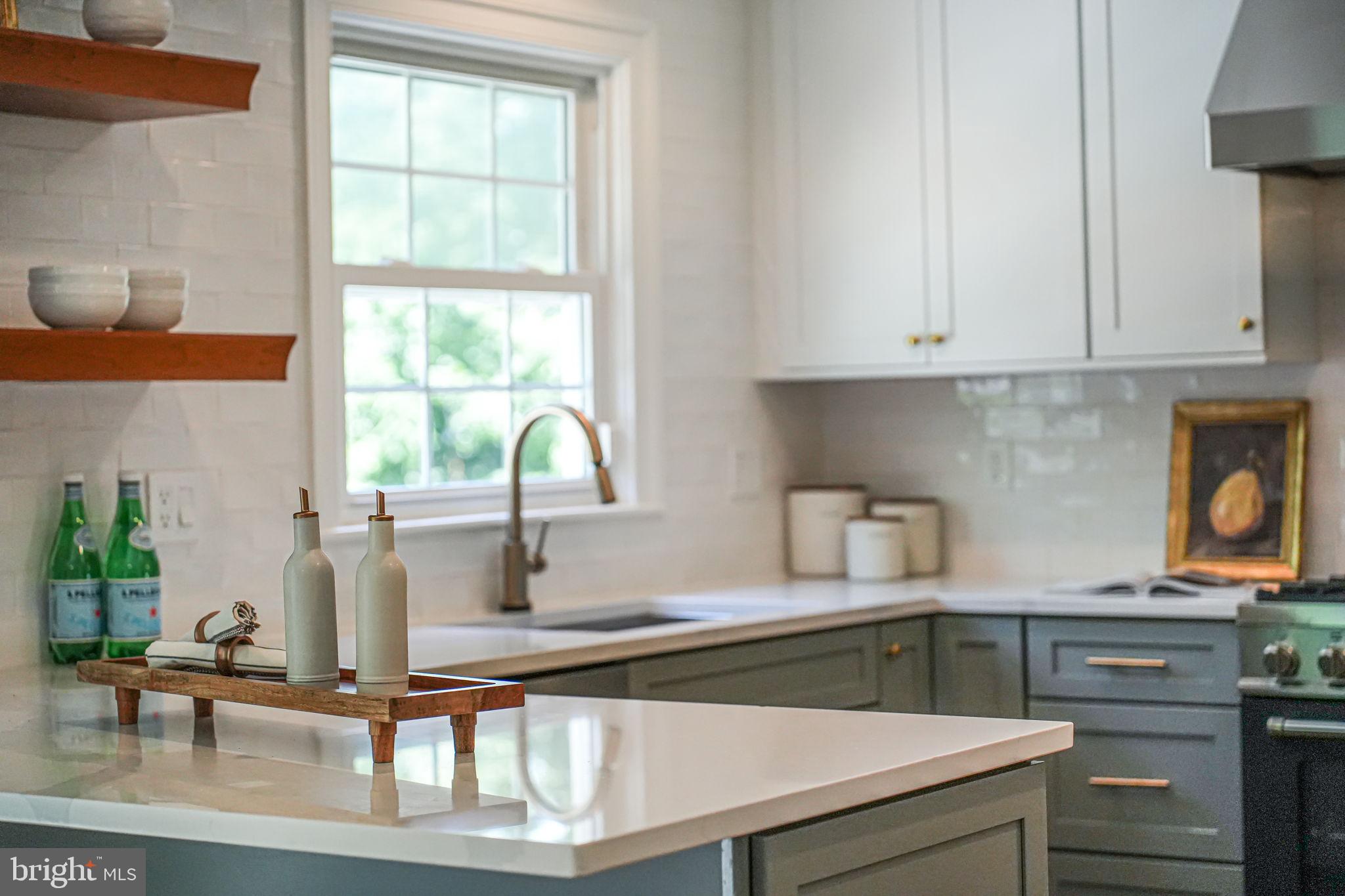 FOXHALL - Residential