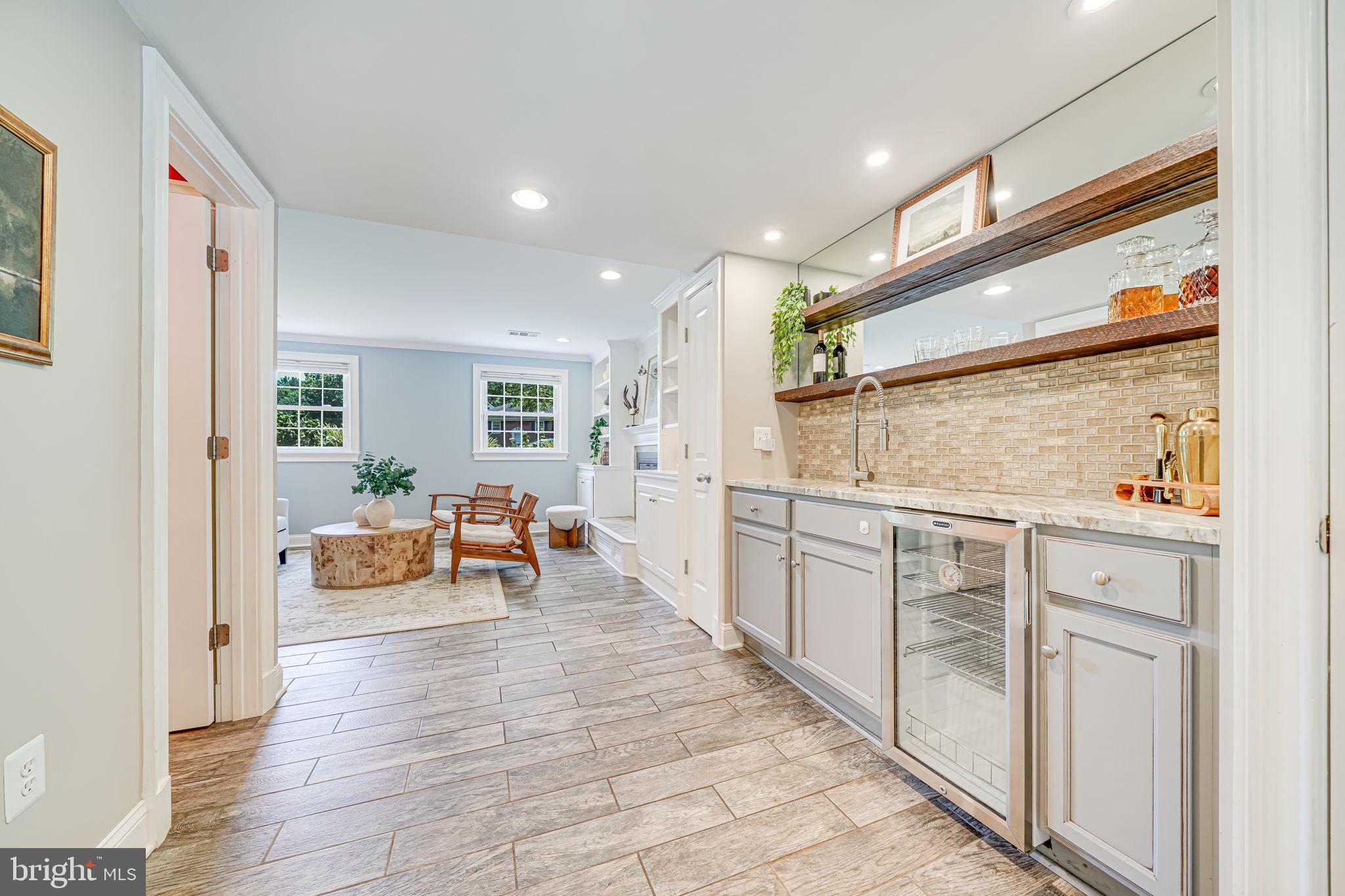 FOXHALL - Residential