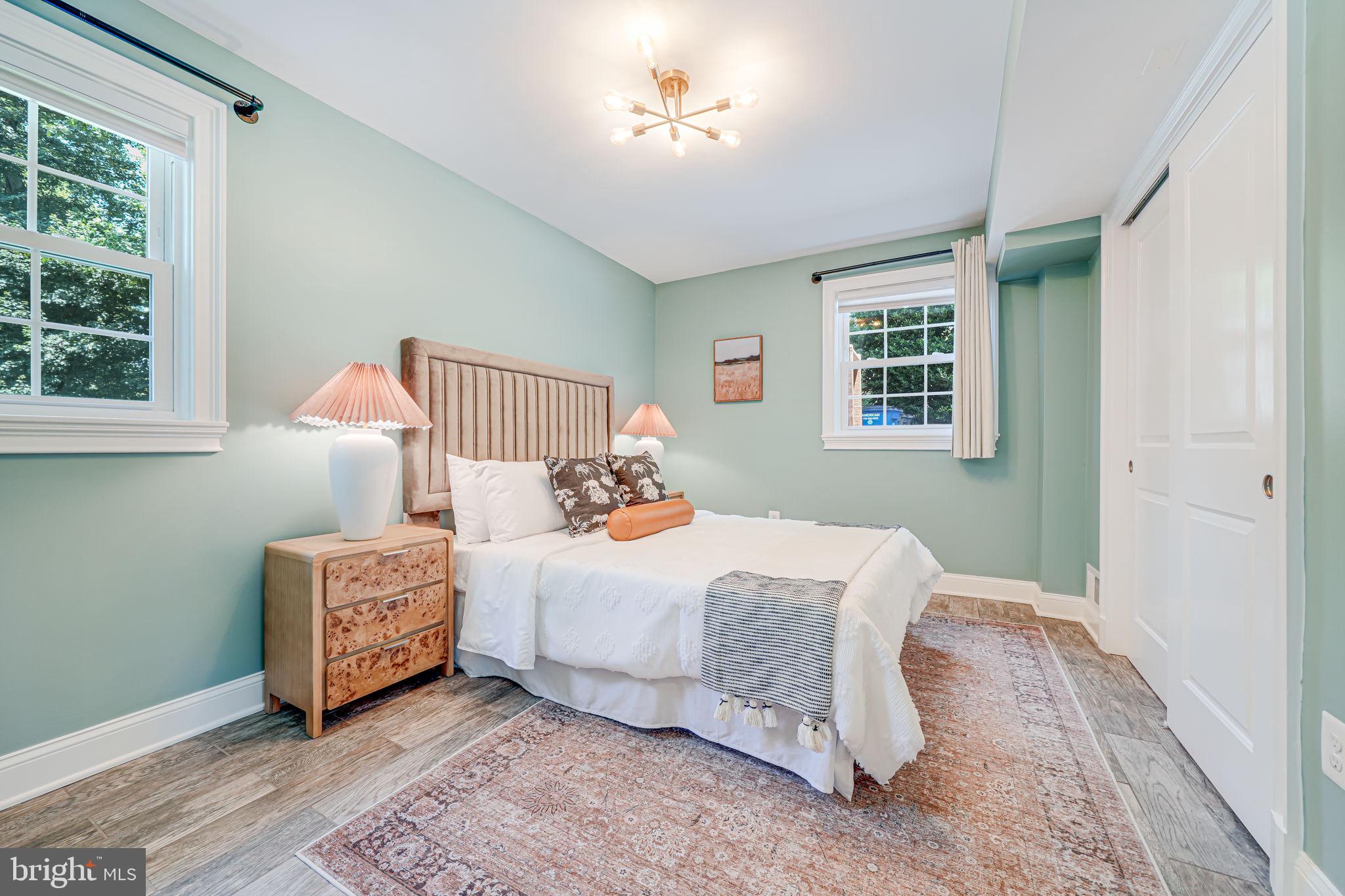 FOXHALL - Residential