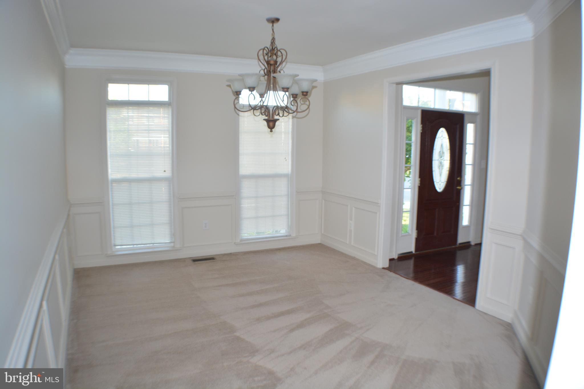 BROAD RUN OAKS - Residential Lease