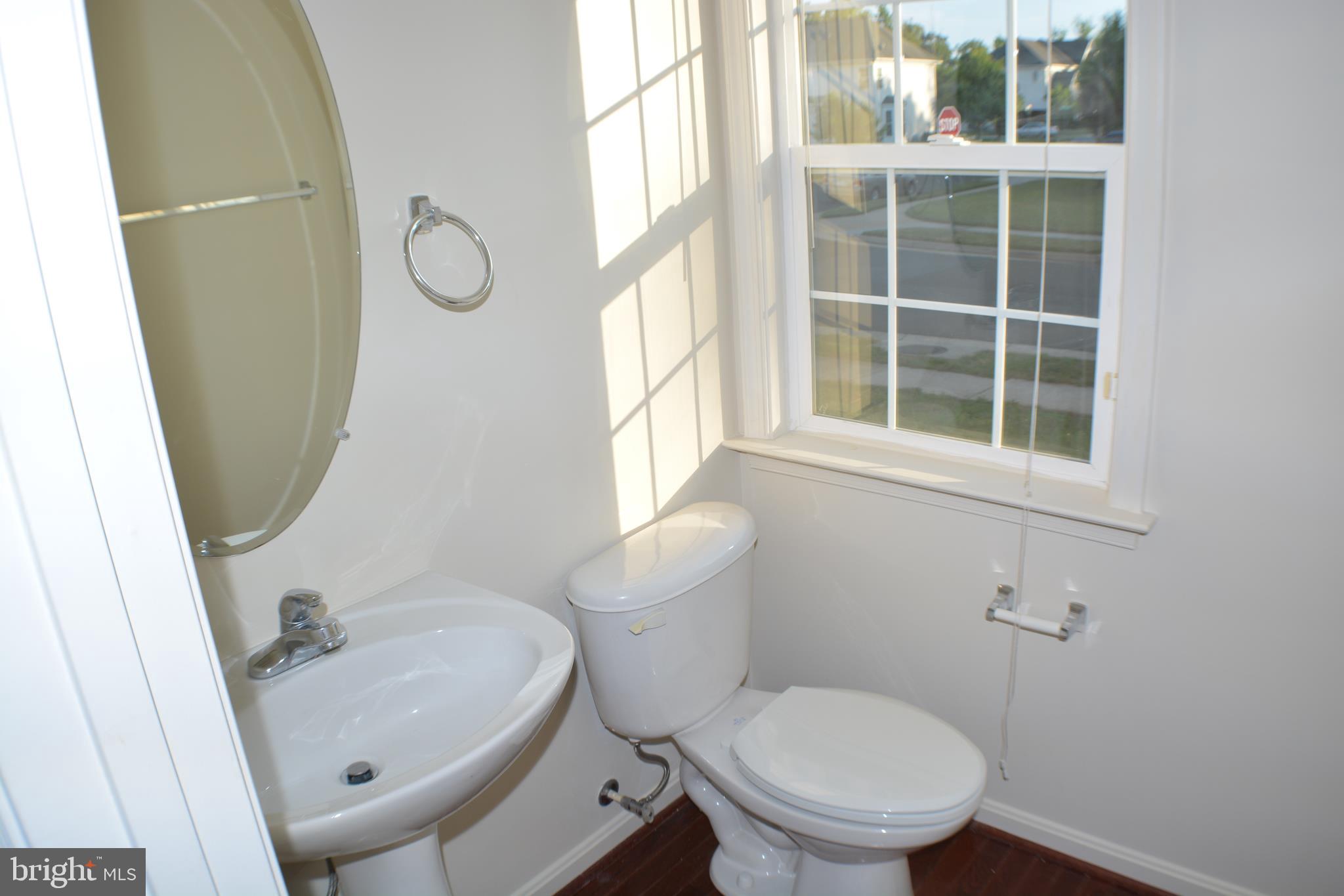 BROAD RUN OAKS - Residential Lease