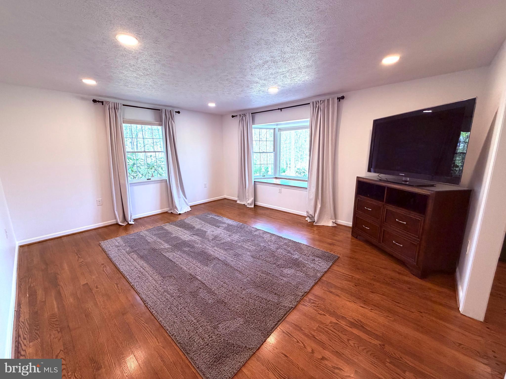 BRADDOCK HILLS ESTATES - Residential