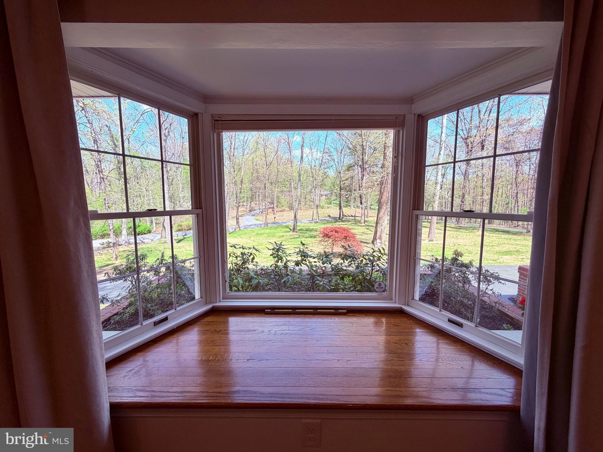 BRADDOCK HILLS ESTATES - Residential