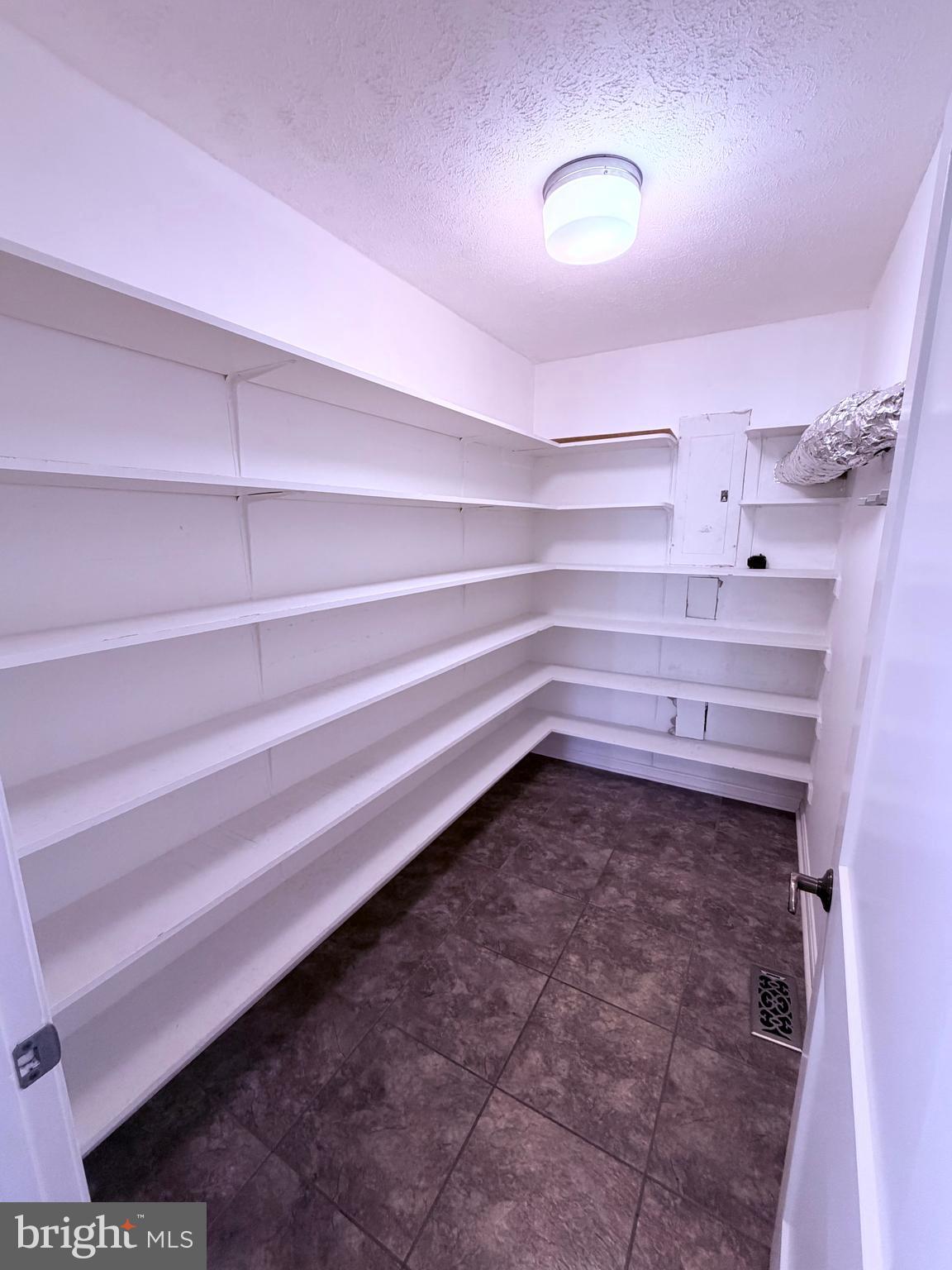 BRADDOCK HILLS ESTATES - Residential