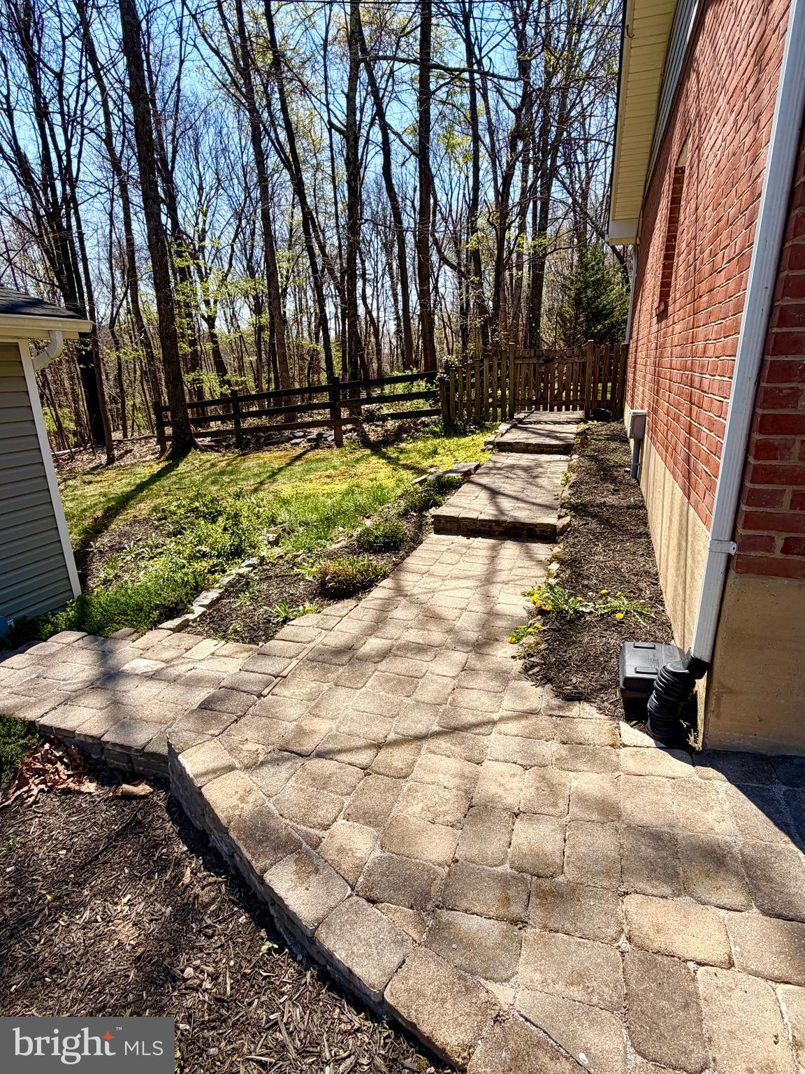 BRADDOCK HILLS ESTATES - Residential