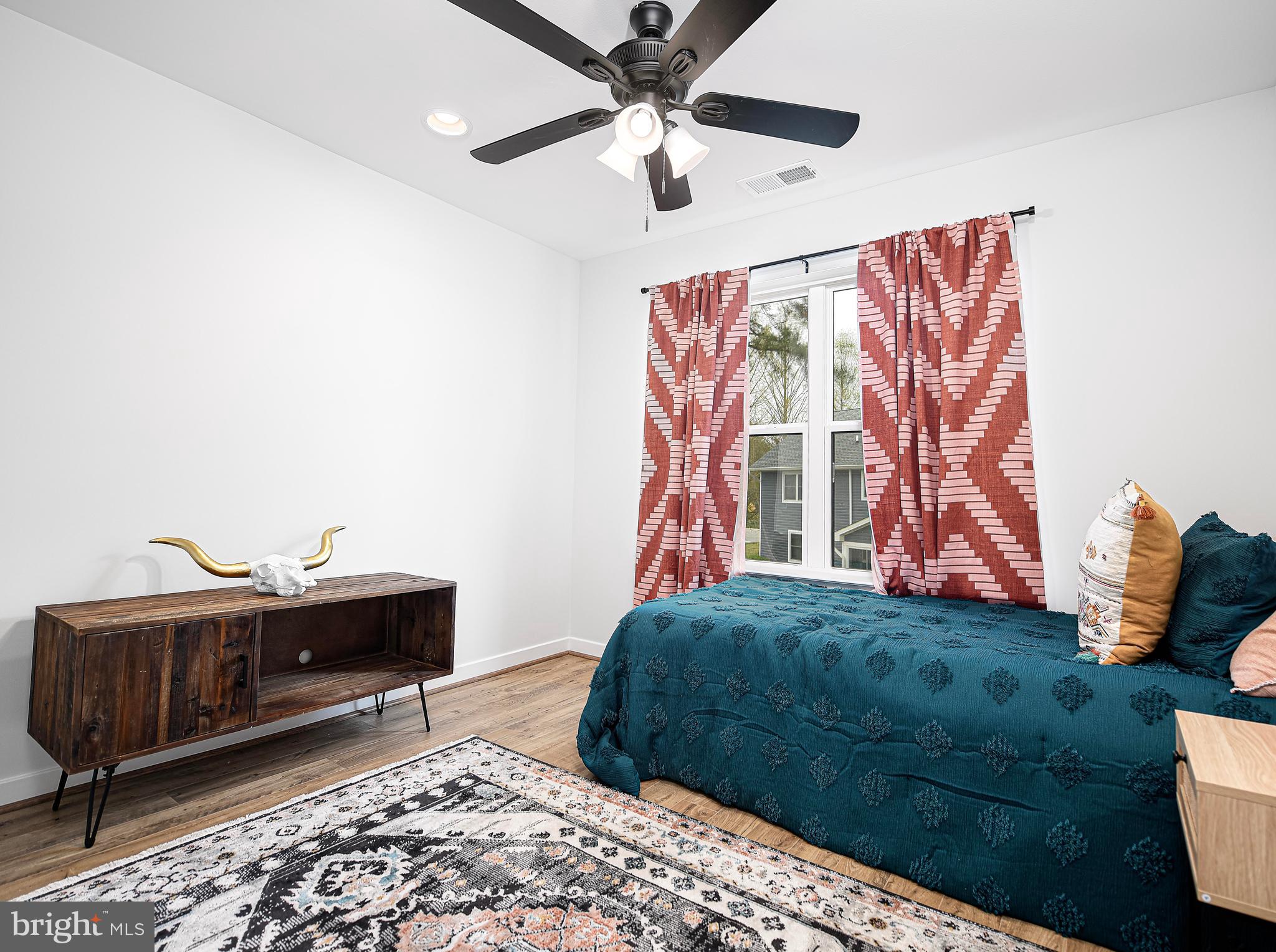 KENT ISLAND ESTATES - Residential