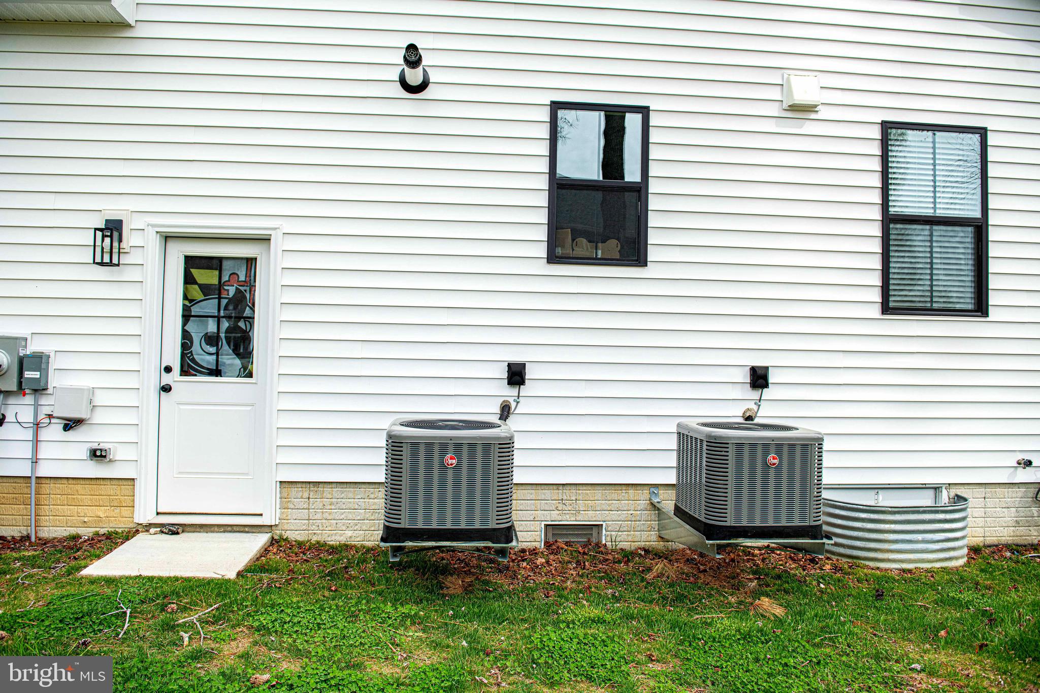 KENT ISLAND ESTATES - Residential