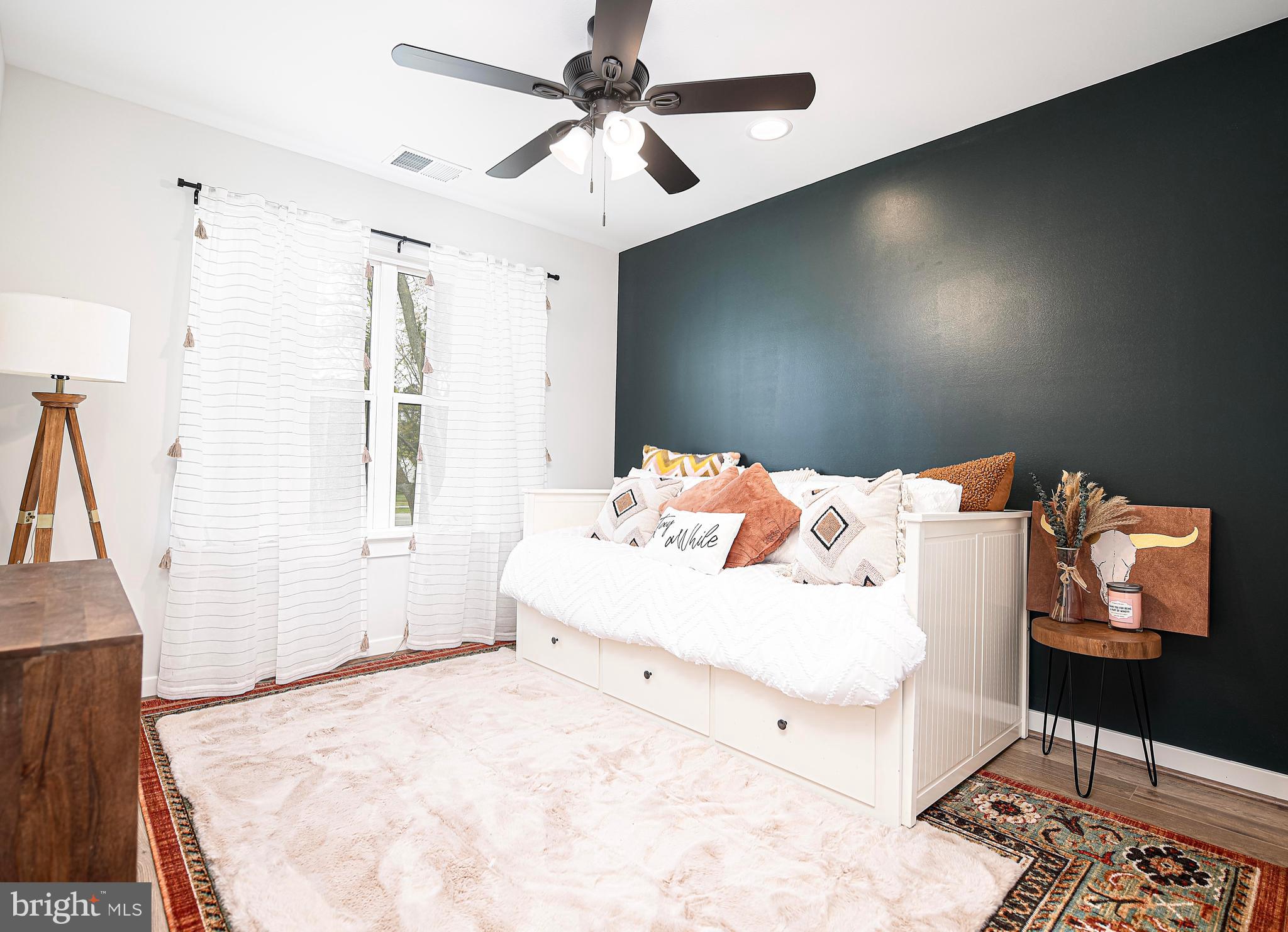 KENT ISLAND ESTATES - Residential