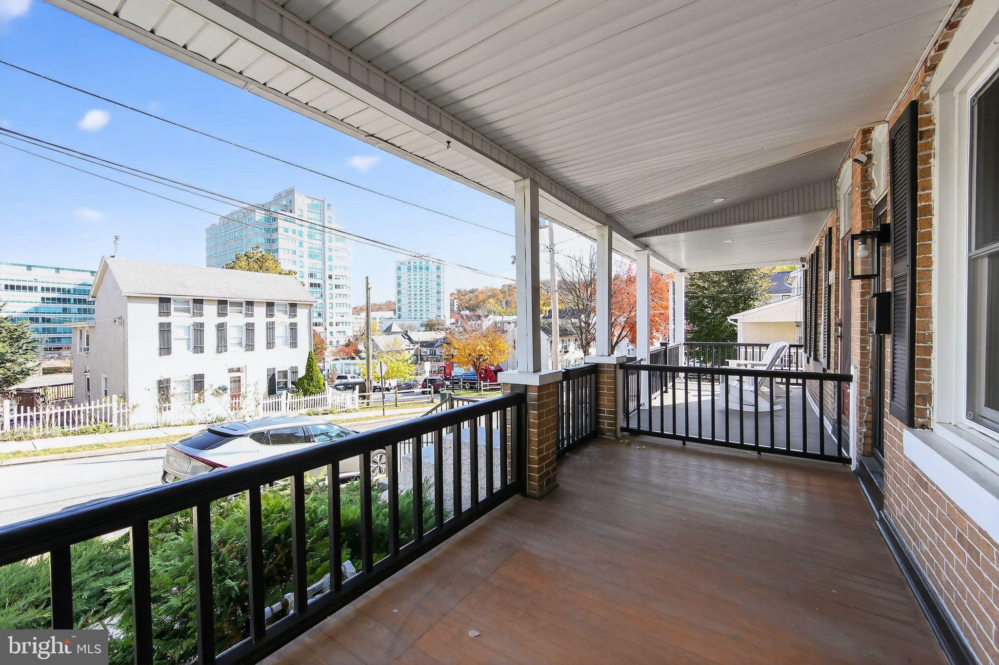 NOB HILL - Residential