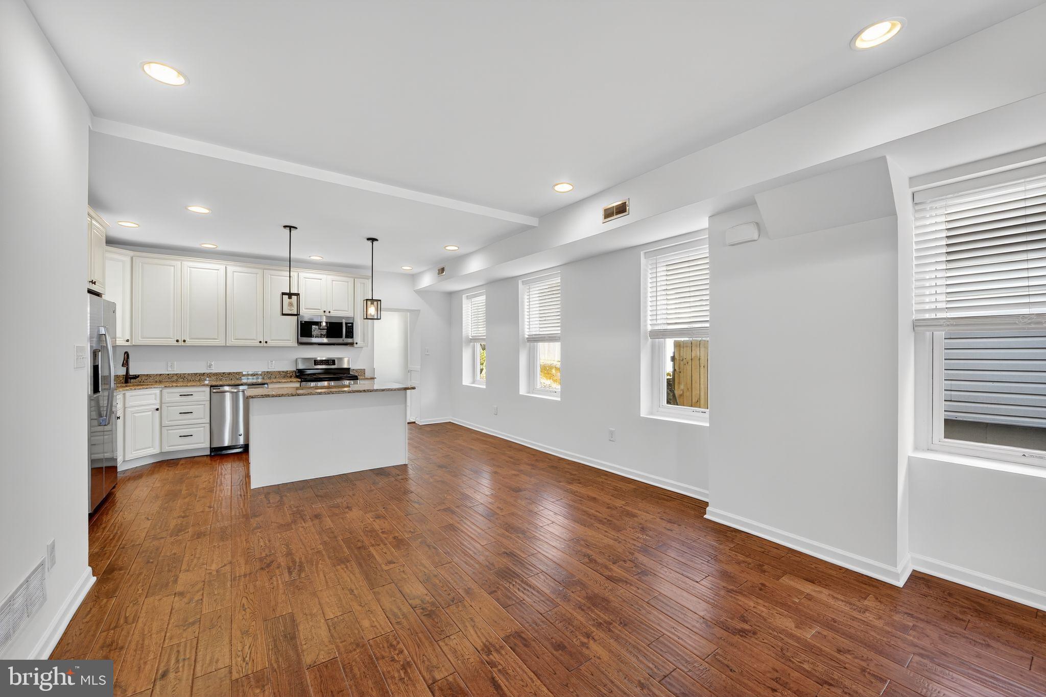 NOB HILL - Residential