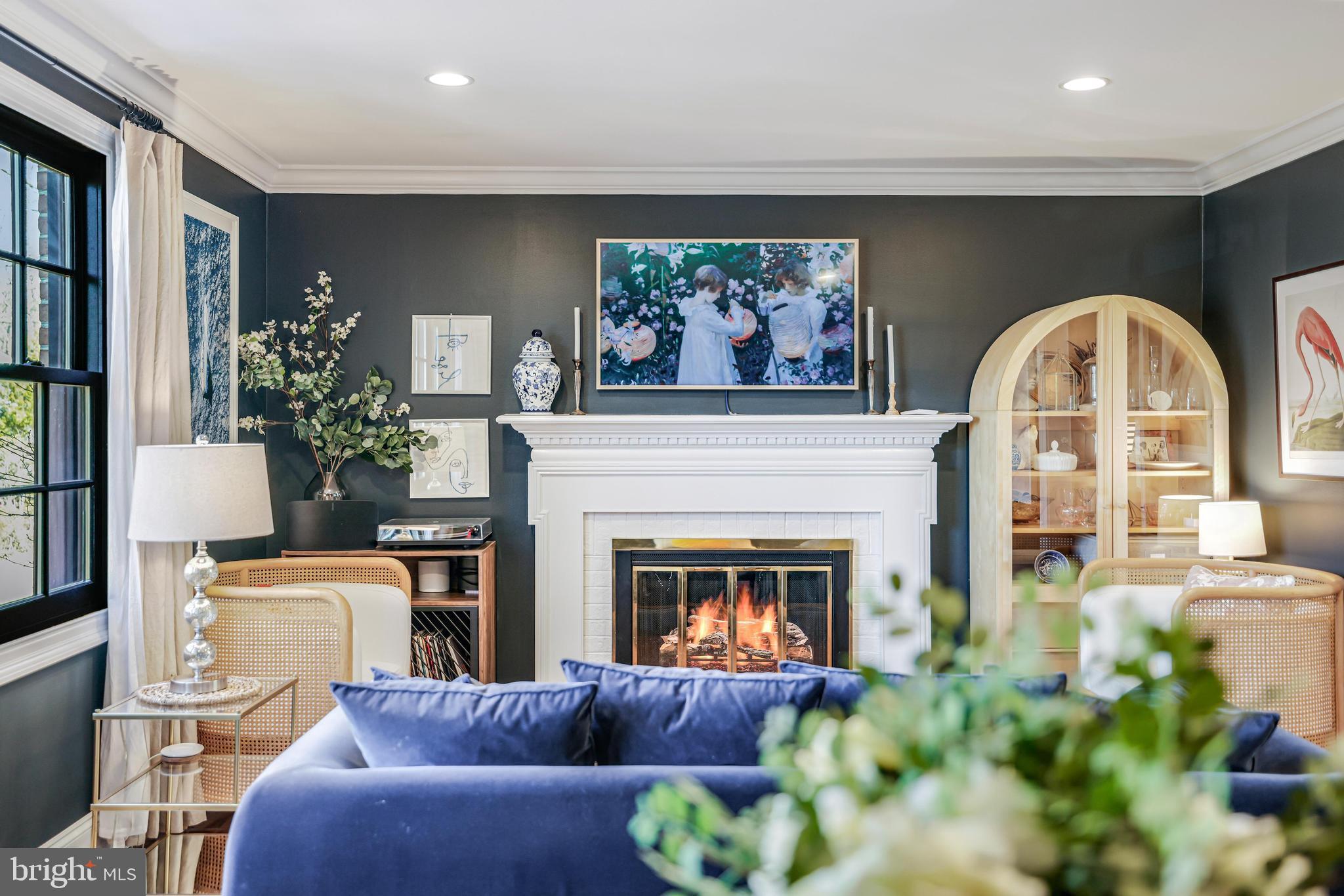 KINGS MANOR TOWNE HOUSES - Residential