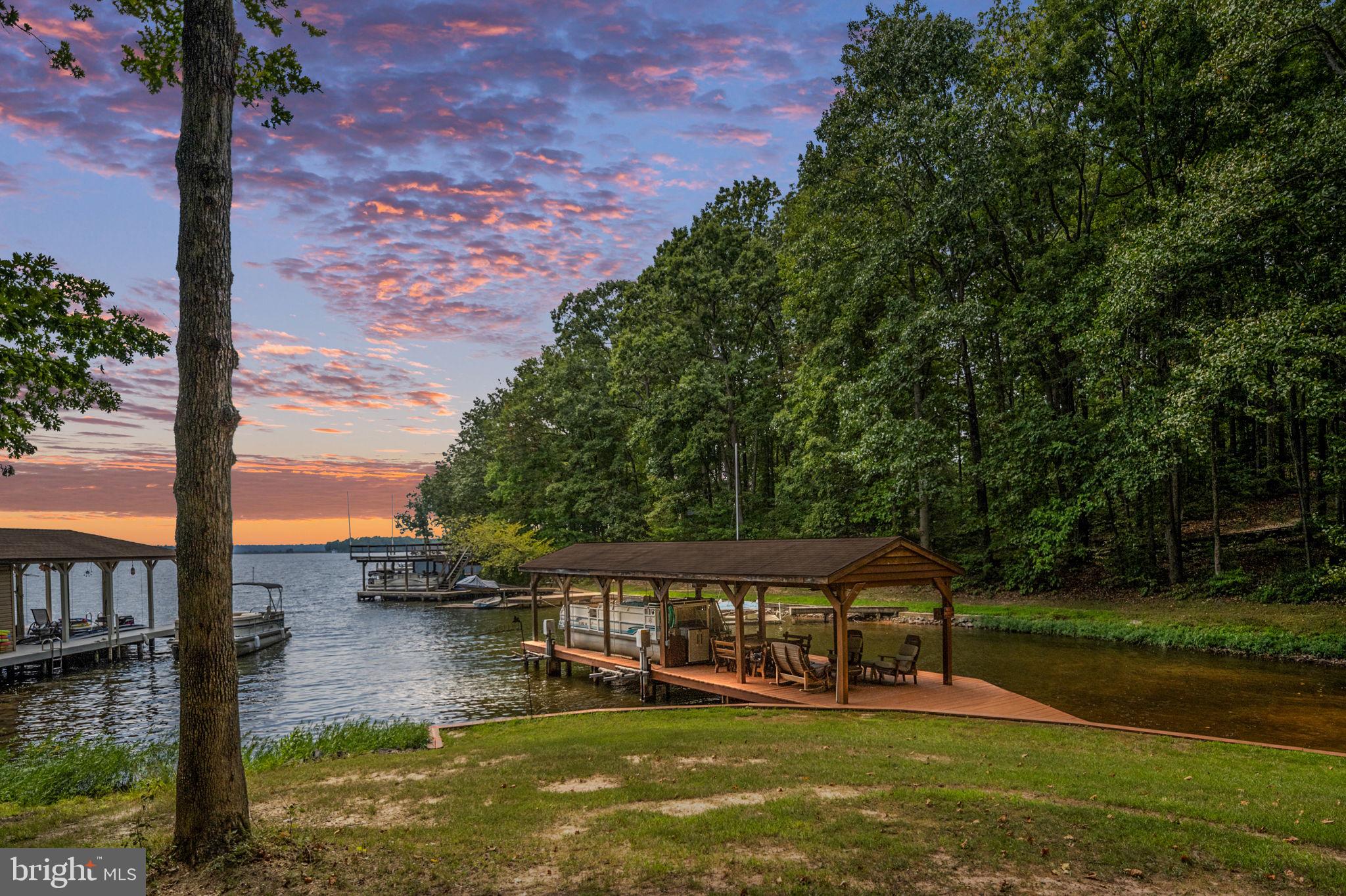 2316 VALENTINE DRIVE