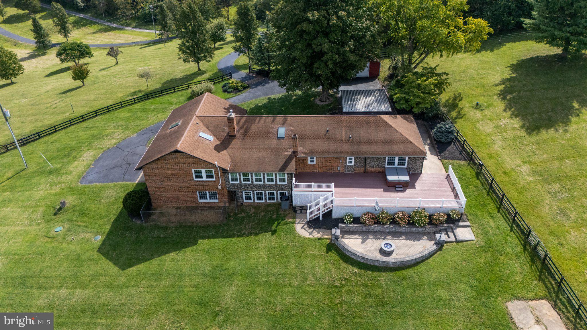 308 STONEWALL ROAD