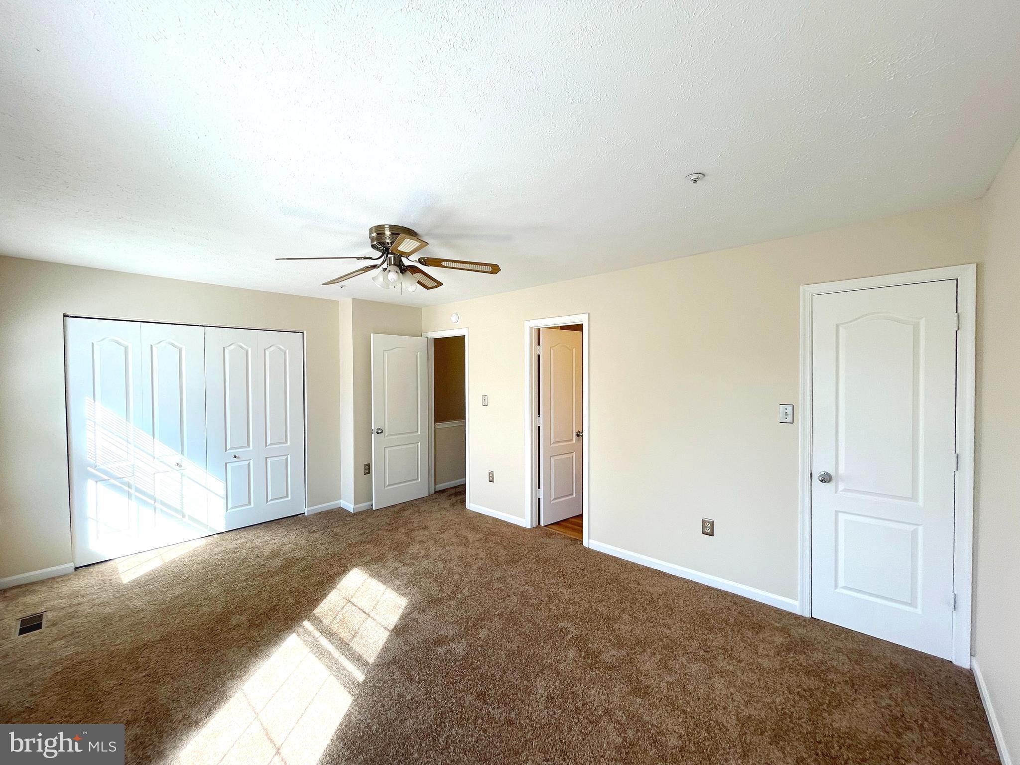 LAUREL GLEN - Residential Lease