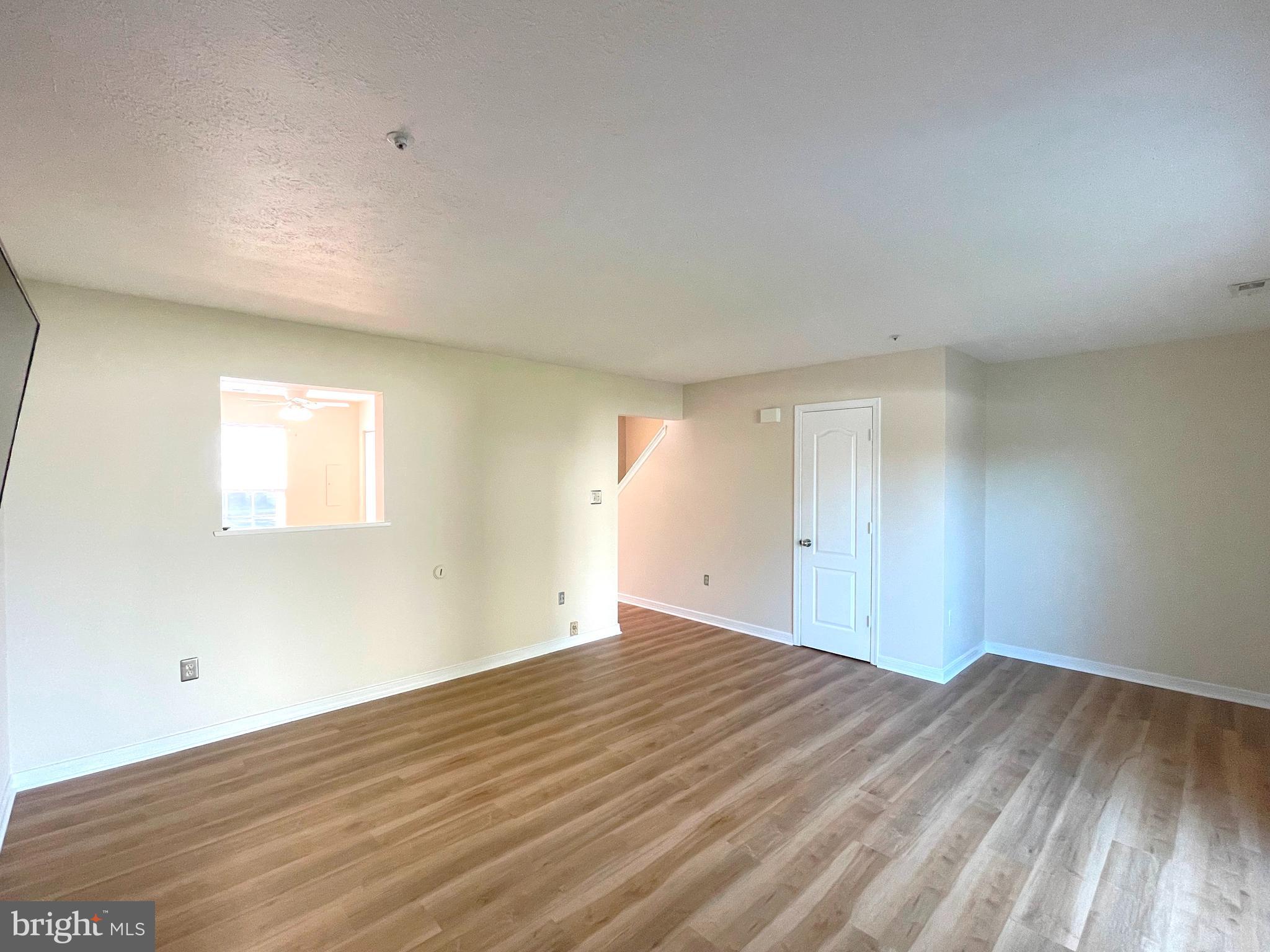 LAUREL GLEN - Residential Lease