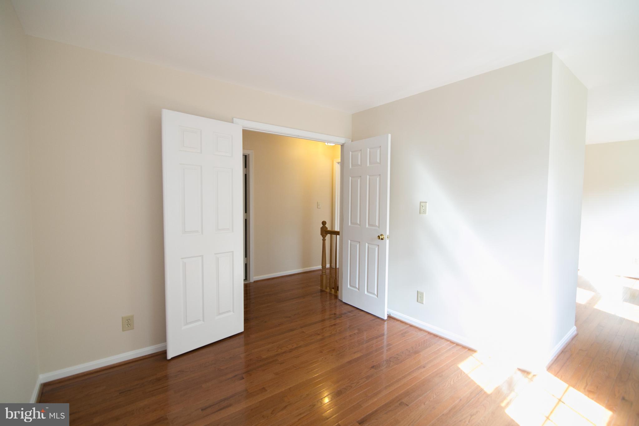 MONTCLAIR - Residential