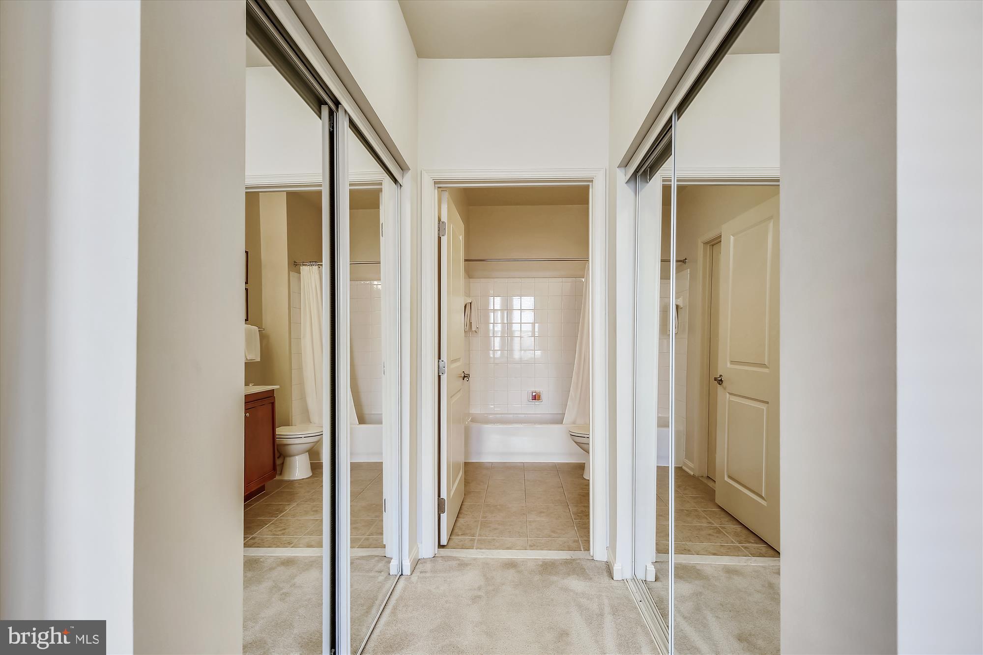 HALSTEAD AT THE METRO - Residential