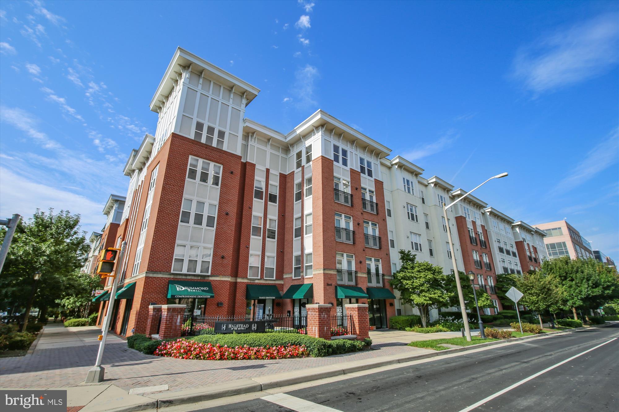 HALSTEAD AT THE METRO - Residential