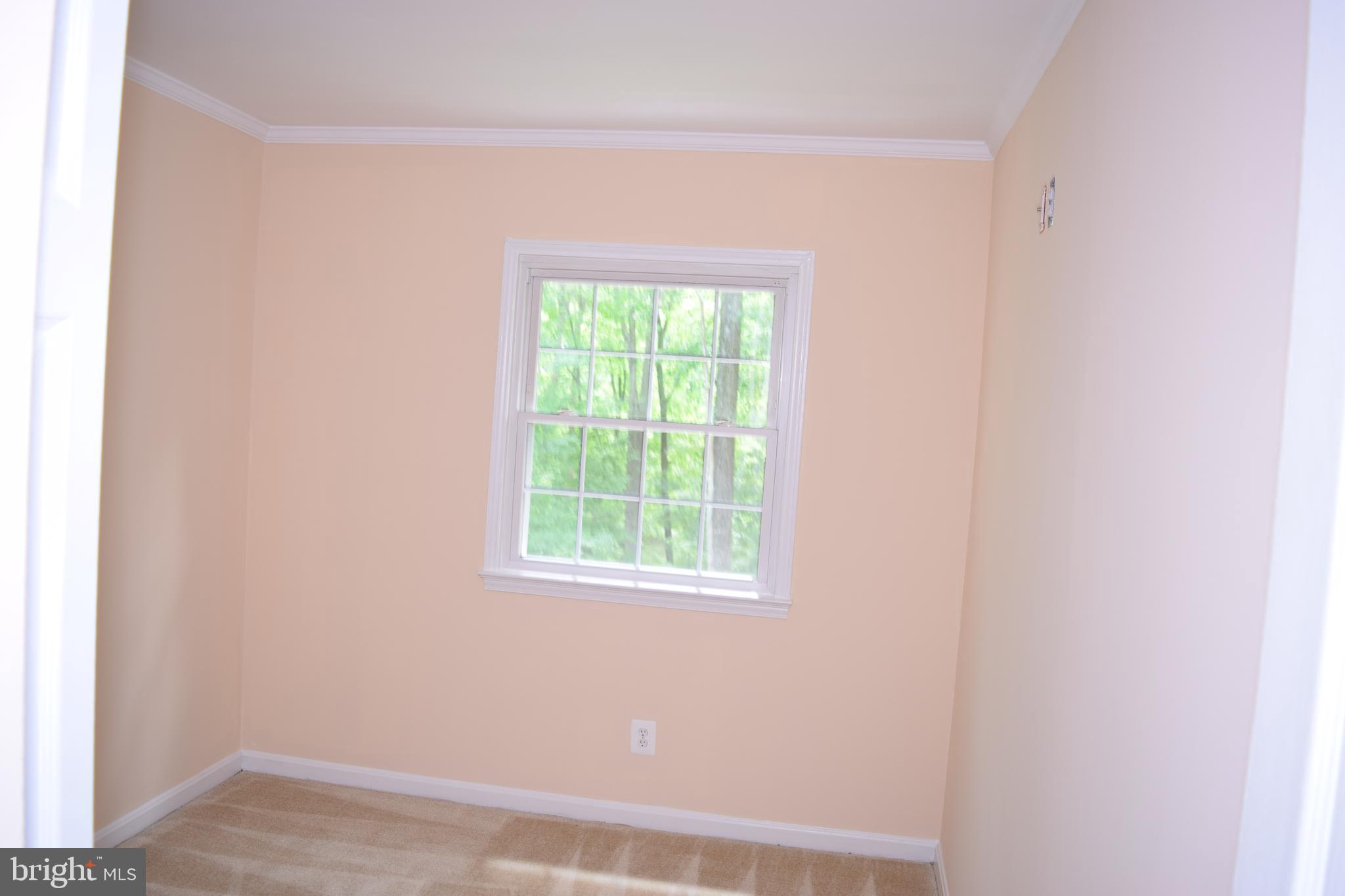 LONDON TOWNE - Residential