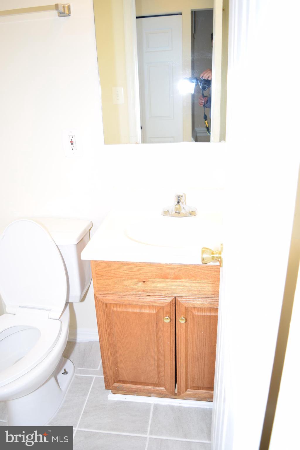 LONDON TOWNE - Residential