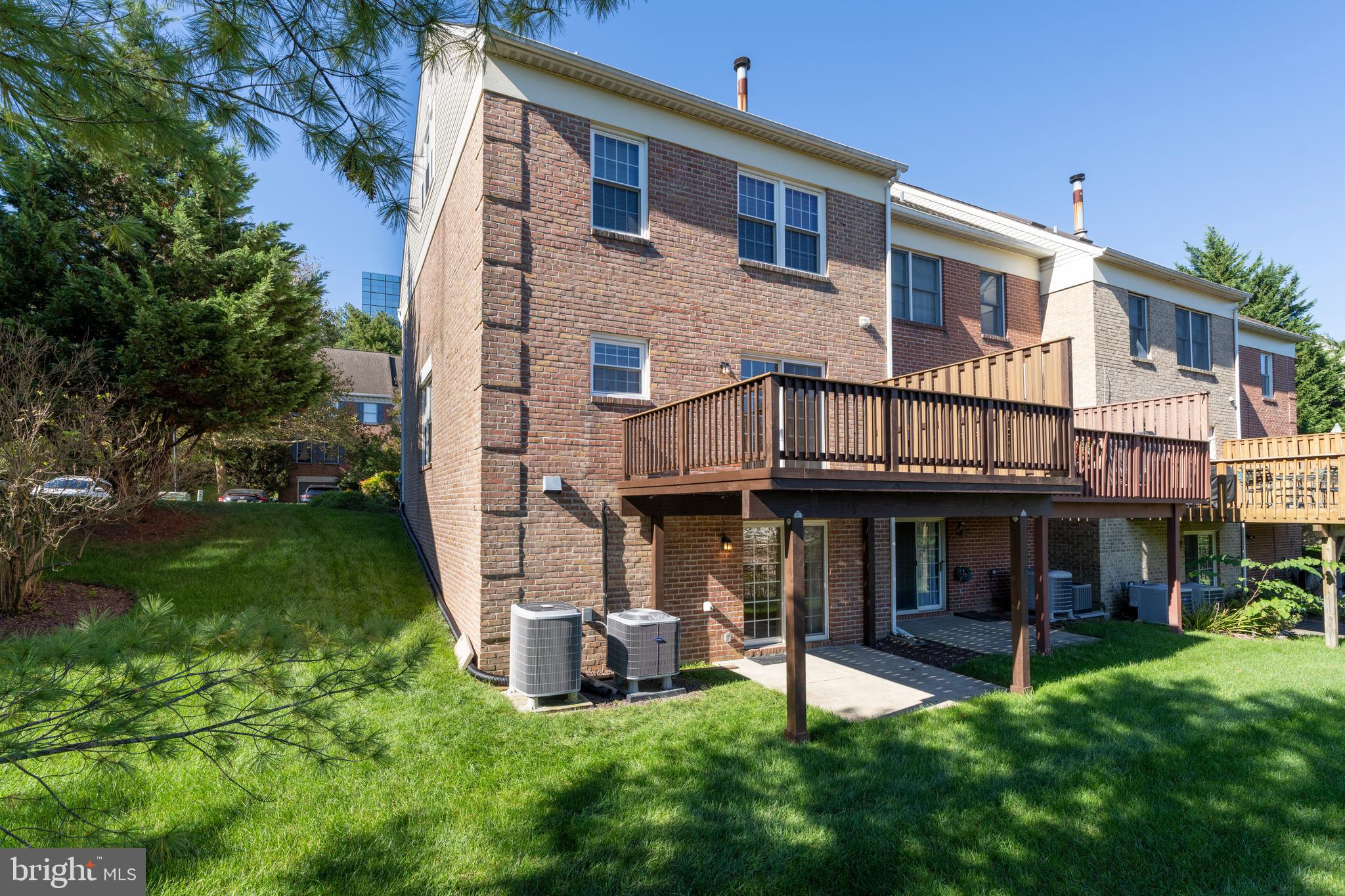 GOUCHER WOODS - Residential Lease