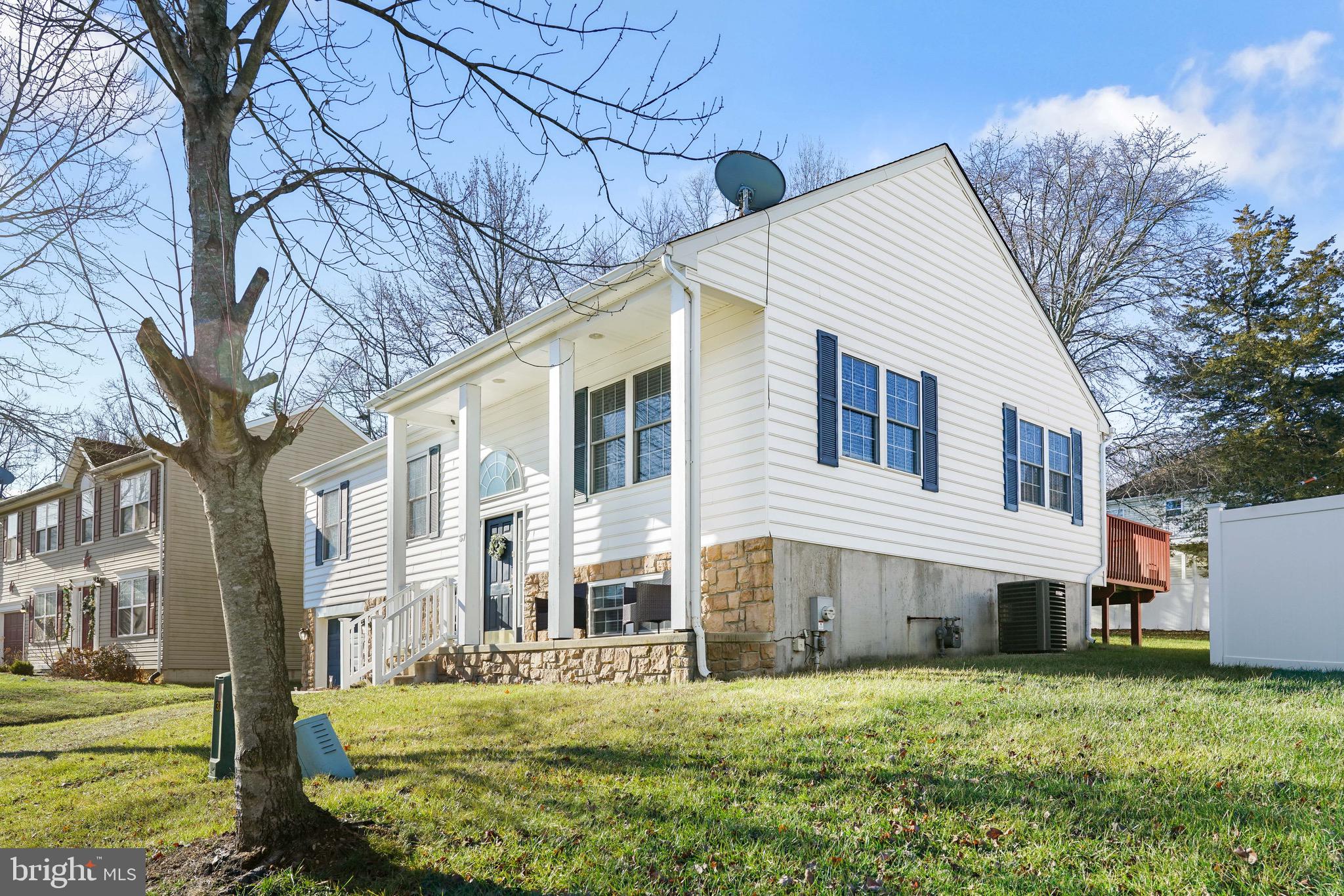 VILLAGE OF ELK RIDGE - Residential