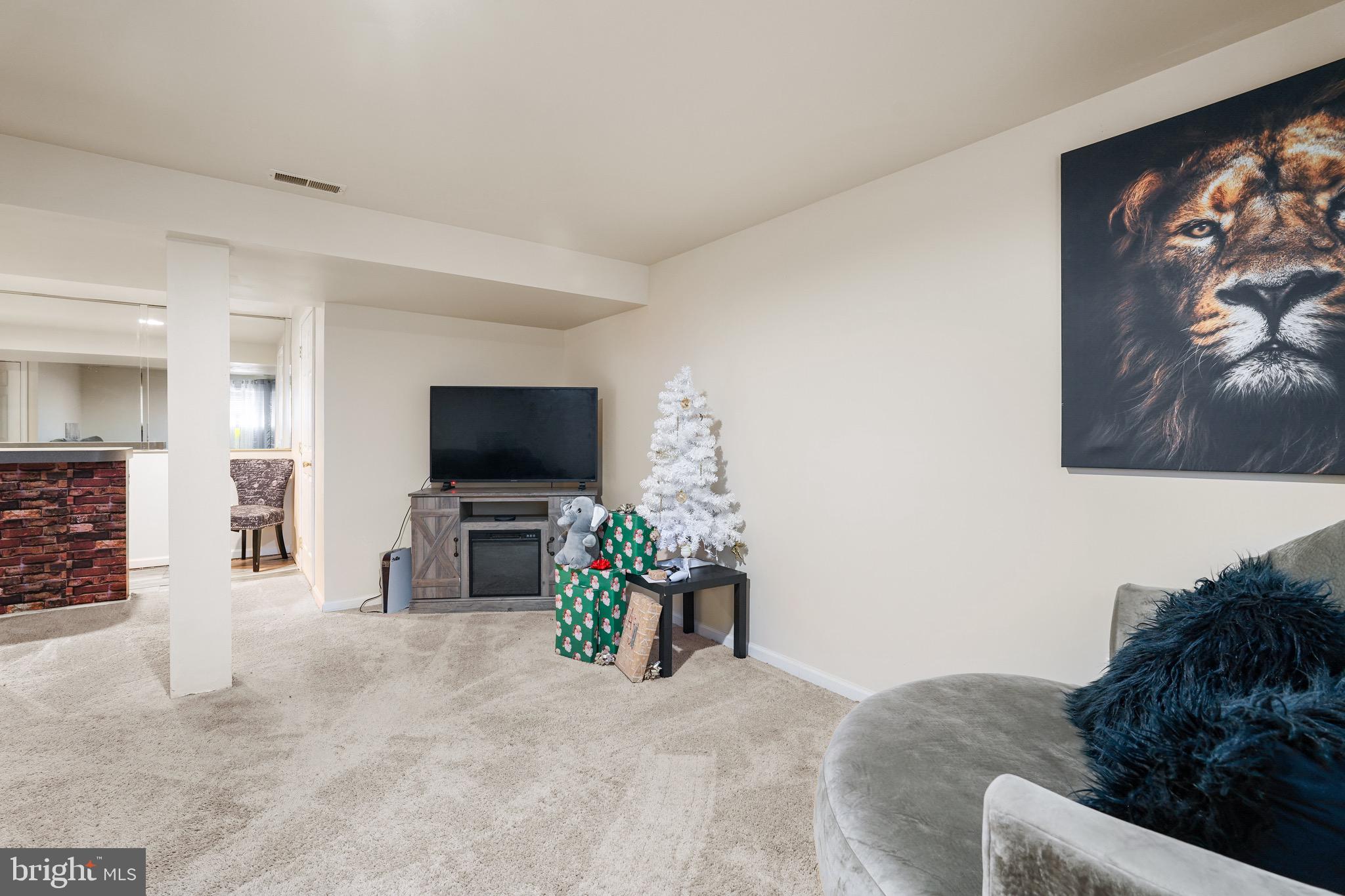 VILLAGE OF ELK RIDGE - Residential