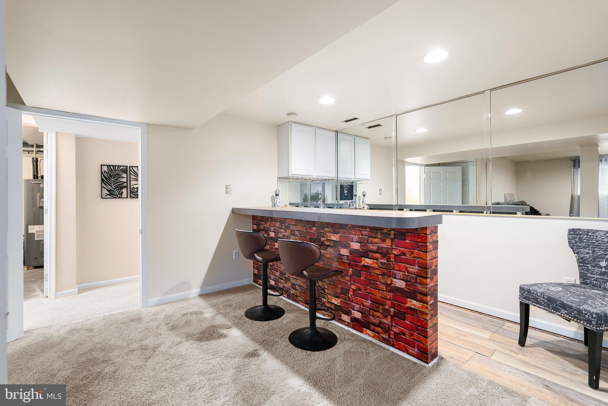 VILLAGE OF ELK RIDGE - Residential