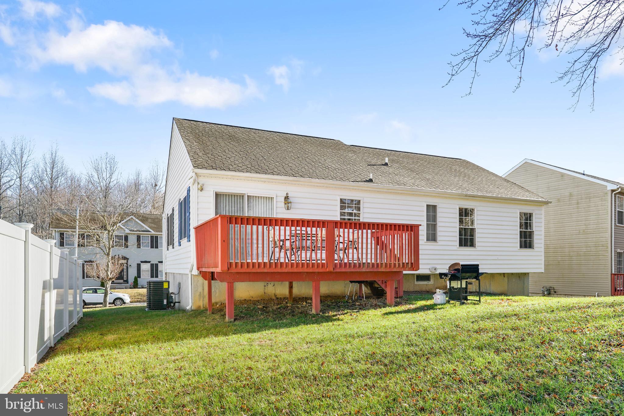 VILLAGE OF ELK RIDGE - Residential