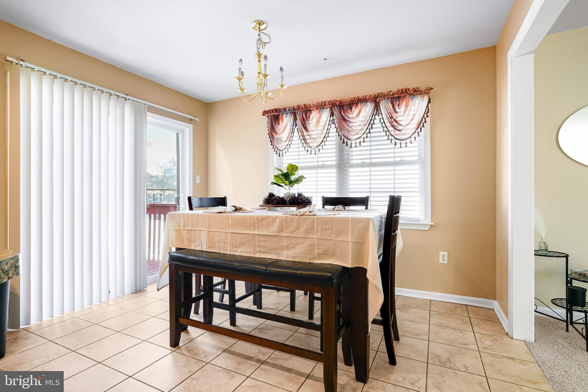 VILLAGE OF ELK RIDGE - Residential