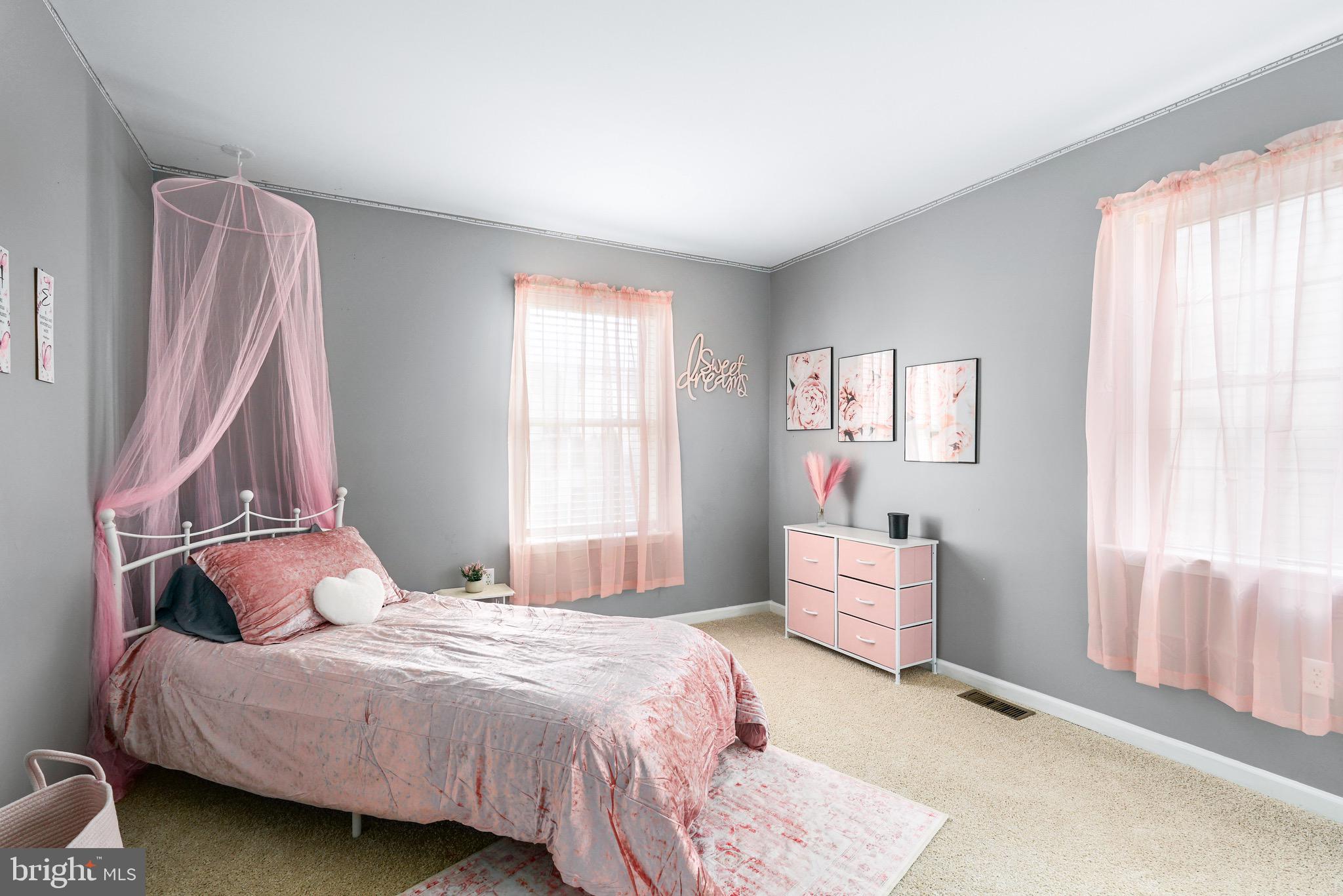 VILLAGE OF ELK RIDGE - Residential