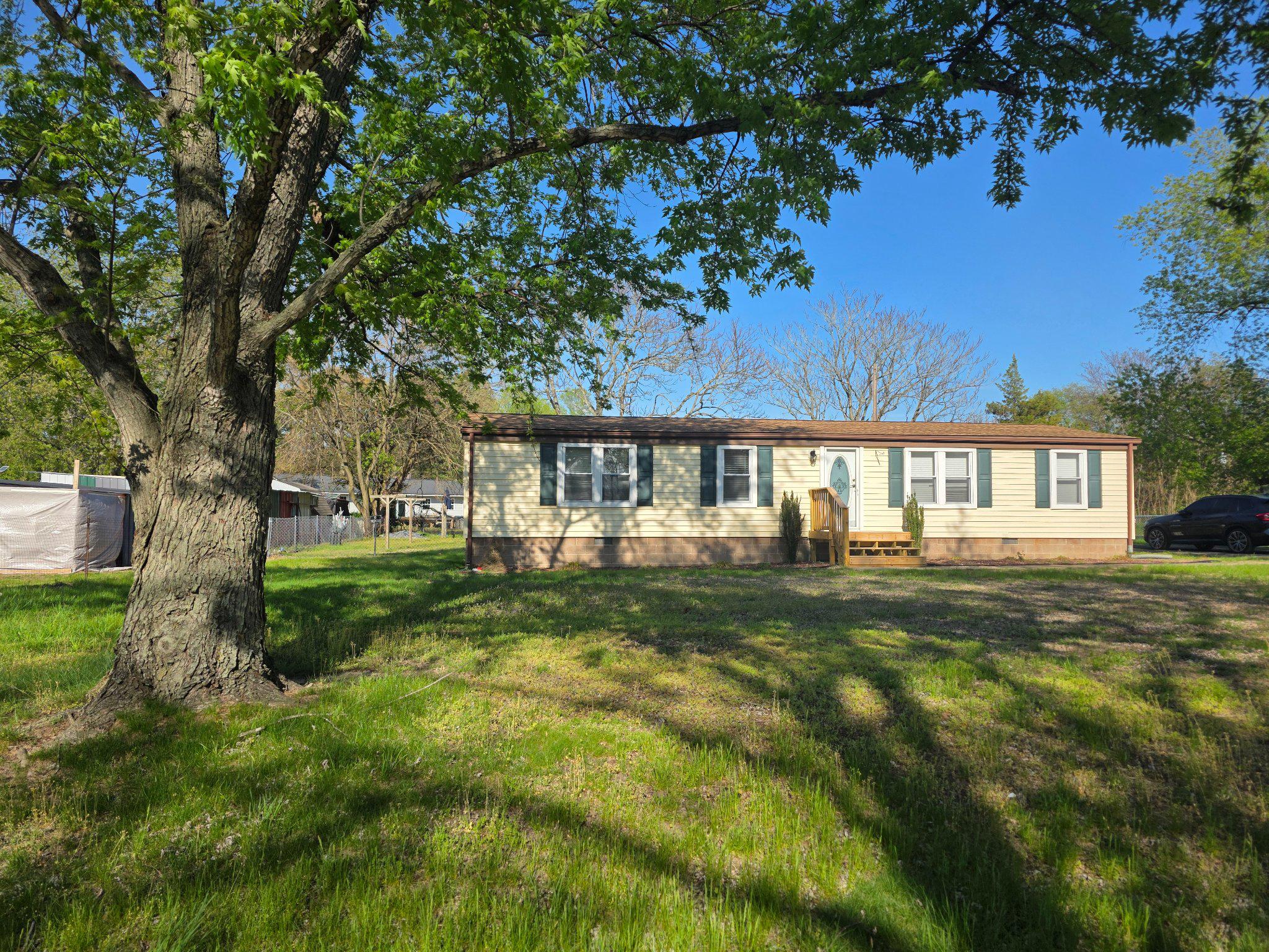 DELHAVEN ESTS - Residential