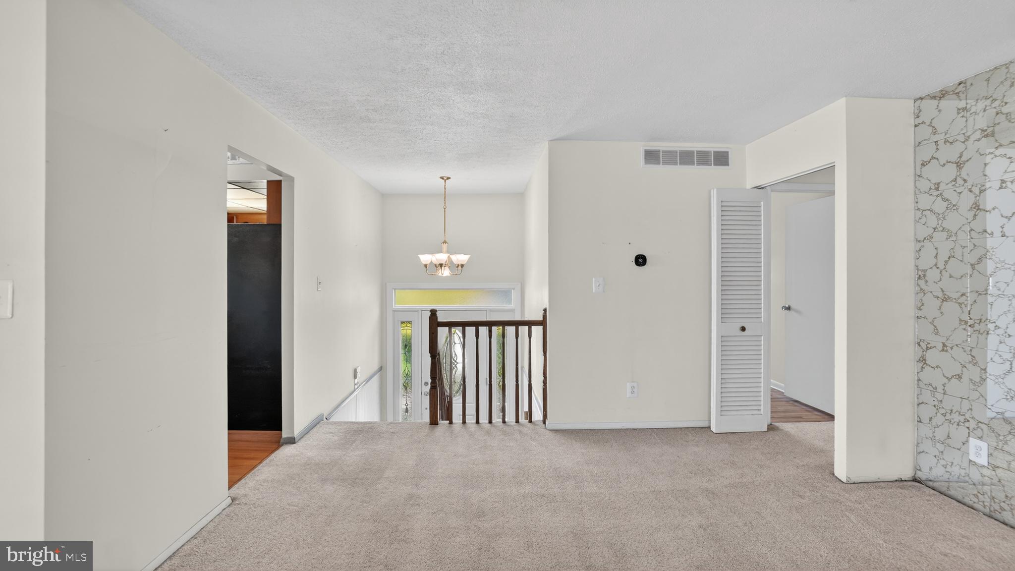 THE HIGHLANDS - Residential