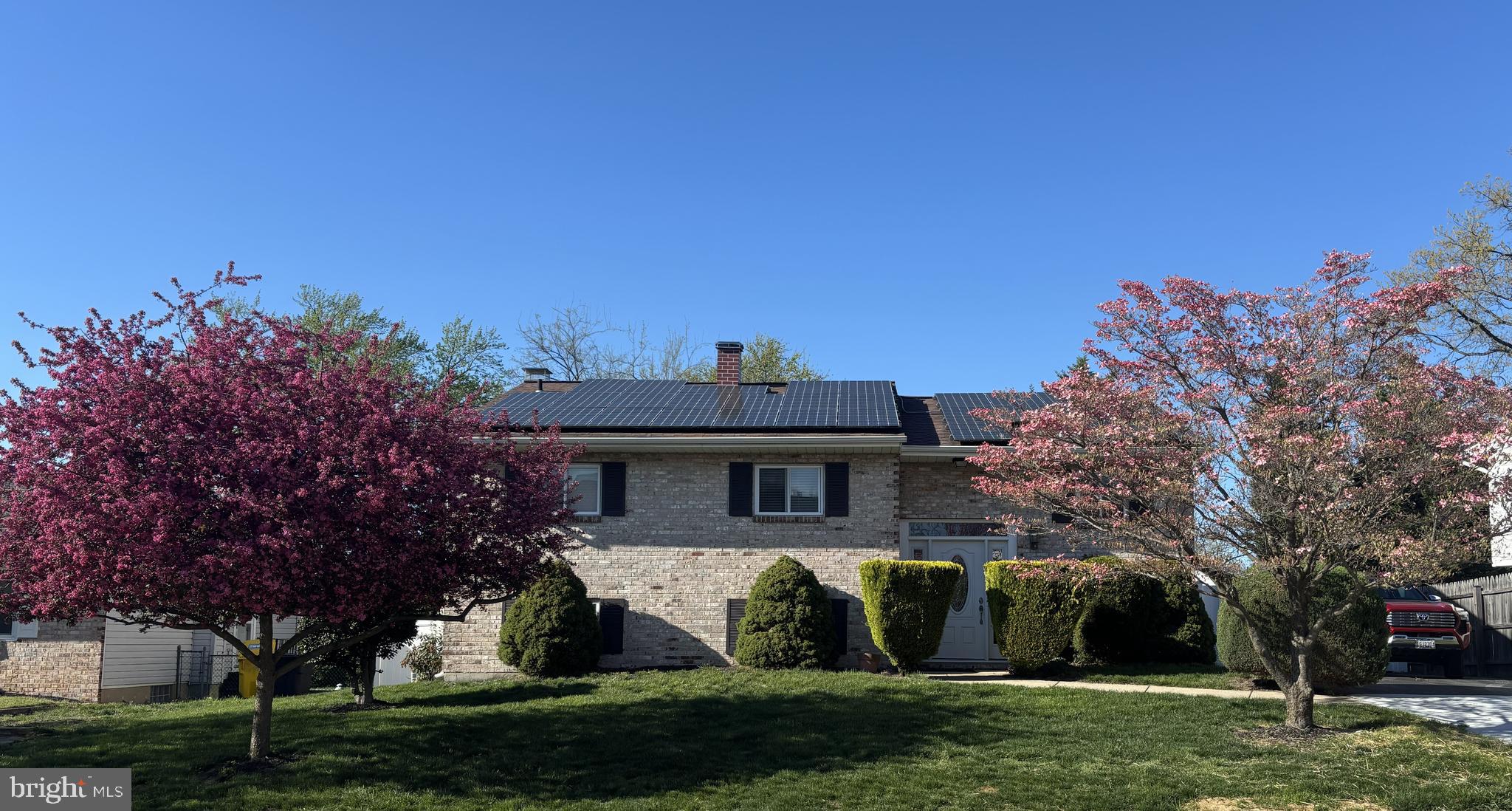 THE HIGHLANDS - Residential