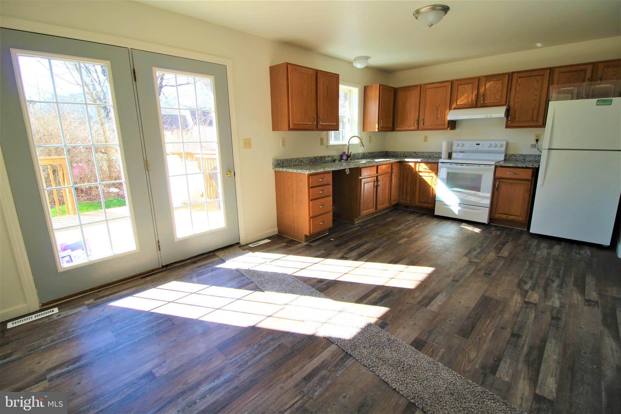 1431 VALLEY ROAD 1